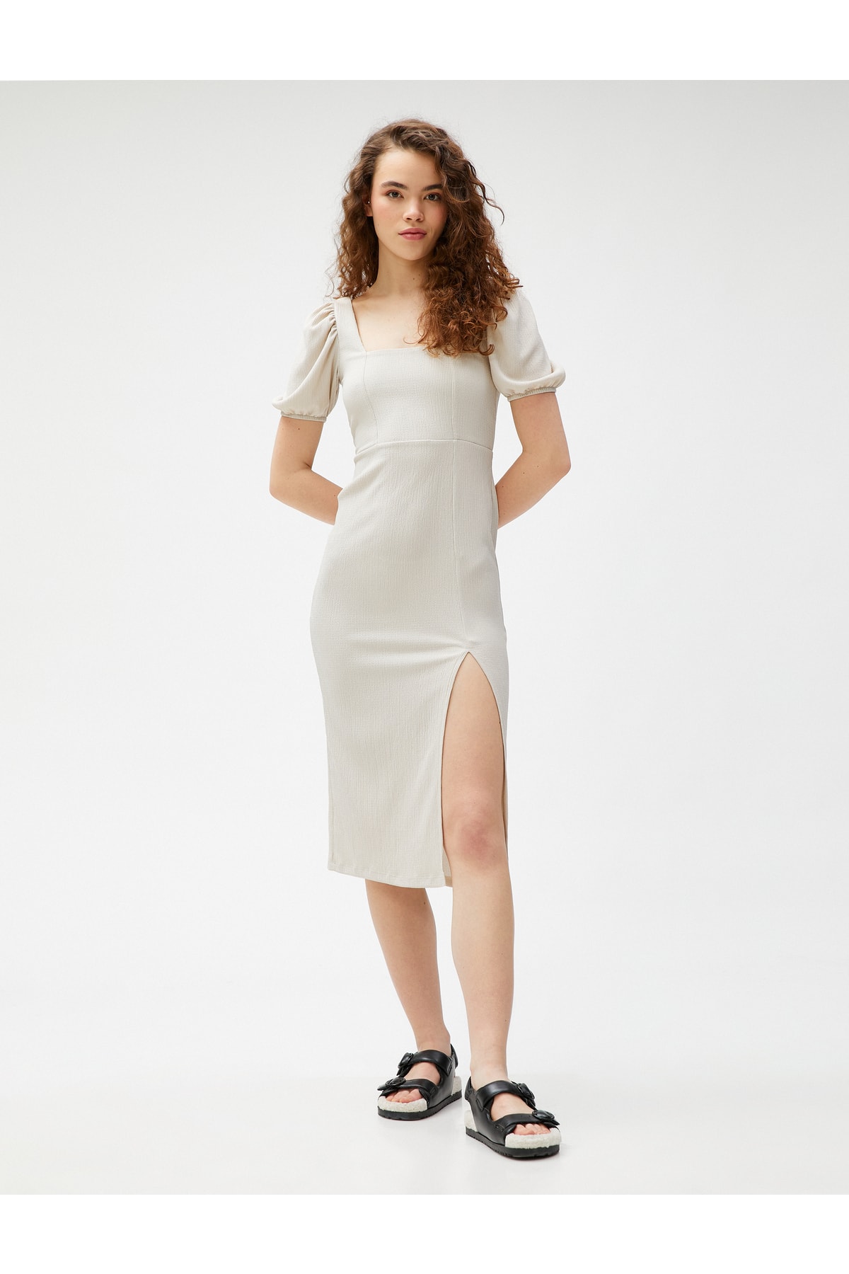 Levně Koton Midi Dress with Balloon Sleeves and a Slit Square Neckline.