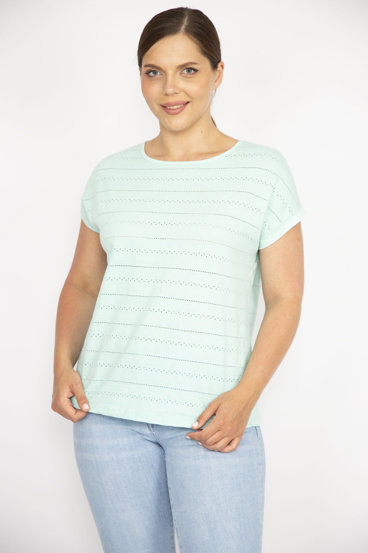 Levně Şans Women's Green Plus Size Cotton Fabric Self Patterned Low Sleeve Blouse