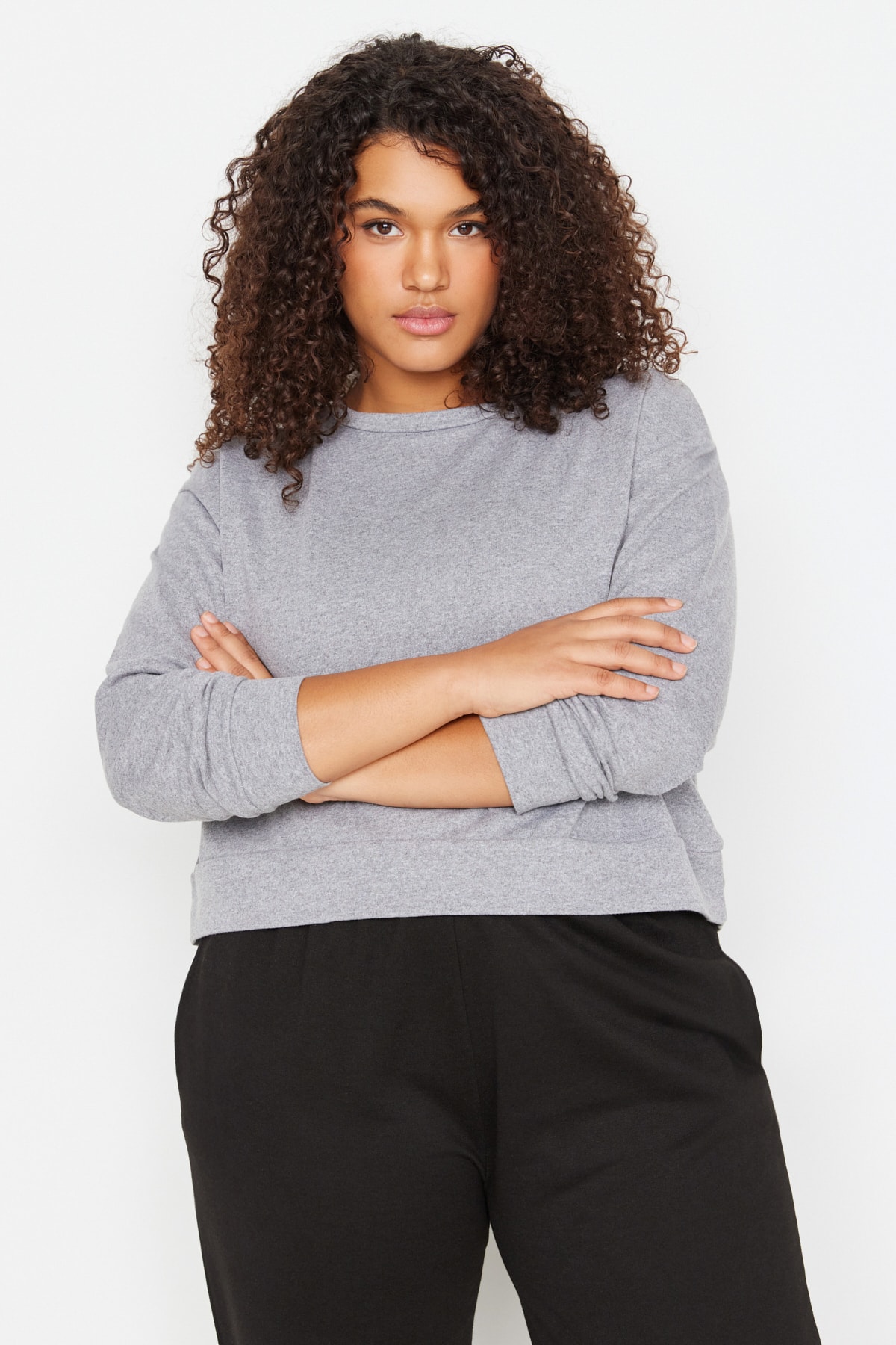 Trendyol Curve Gray Crew Neck Crop Knitted Thin Sweatshirt