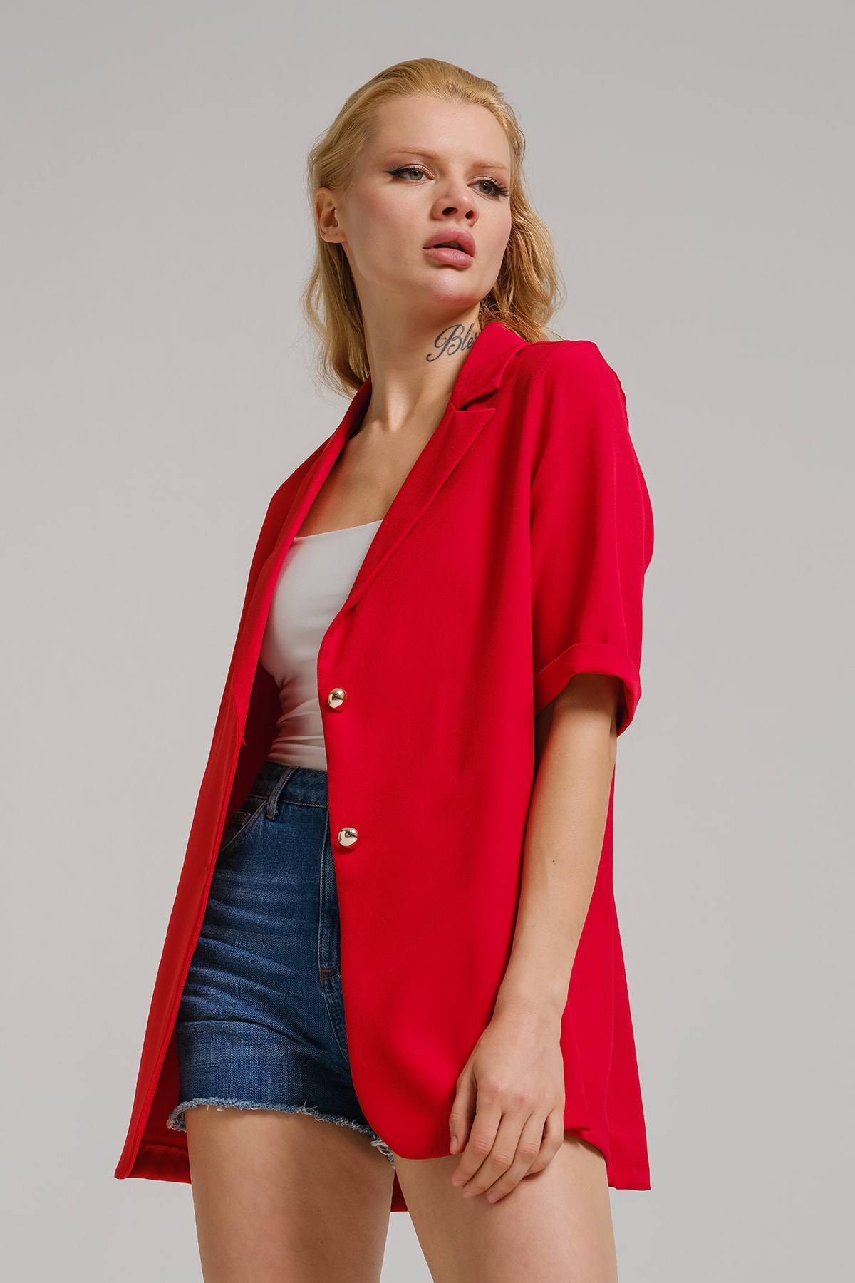 armonika Women's Red Short Sleeve Two-Button Oversized Jacket