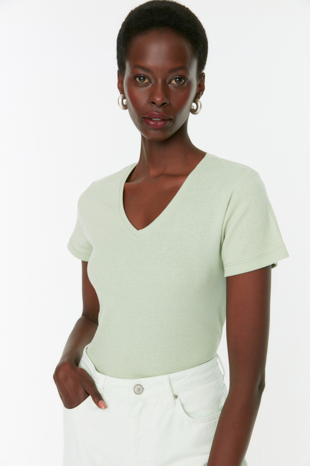 Trendyol Light Green 100% Cotton Rib V-Neck Slimfit Knitted T-Shirt