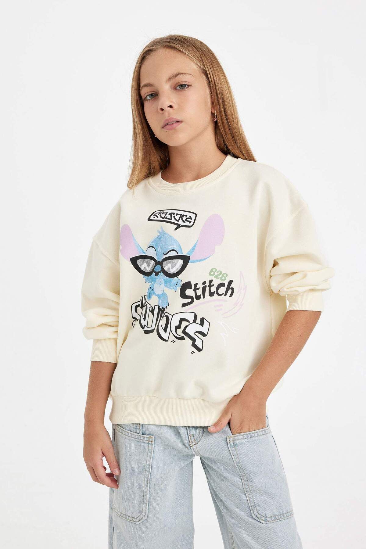 DEFACTO Girls Disney Lilo & Stitch Relax Fit Crew Neck Sweatshirt