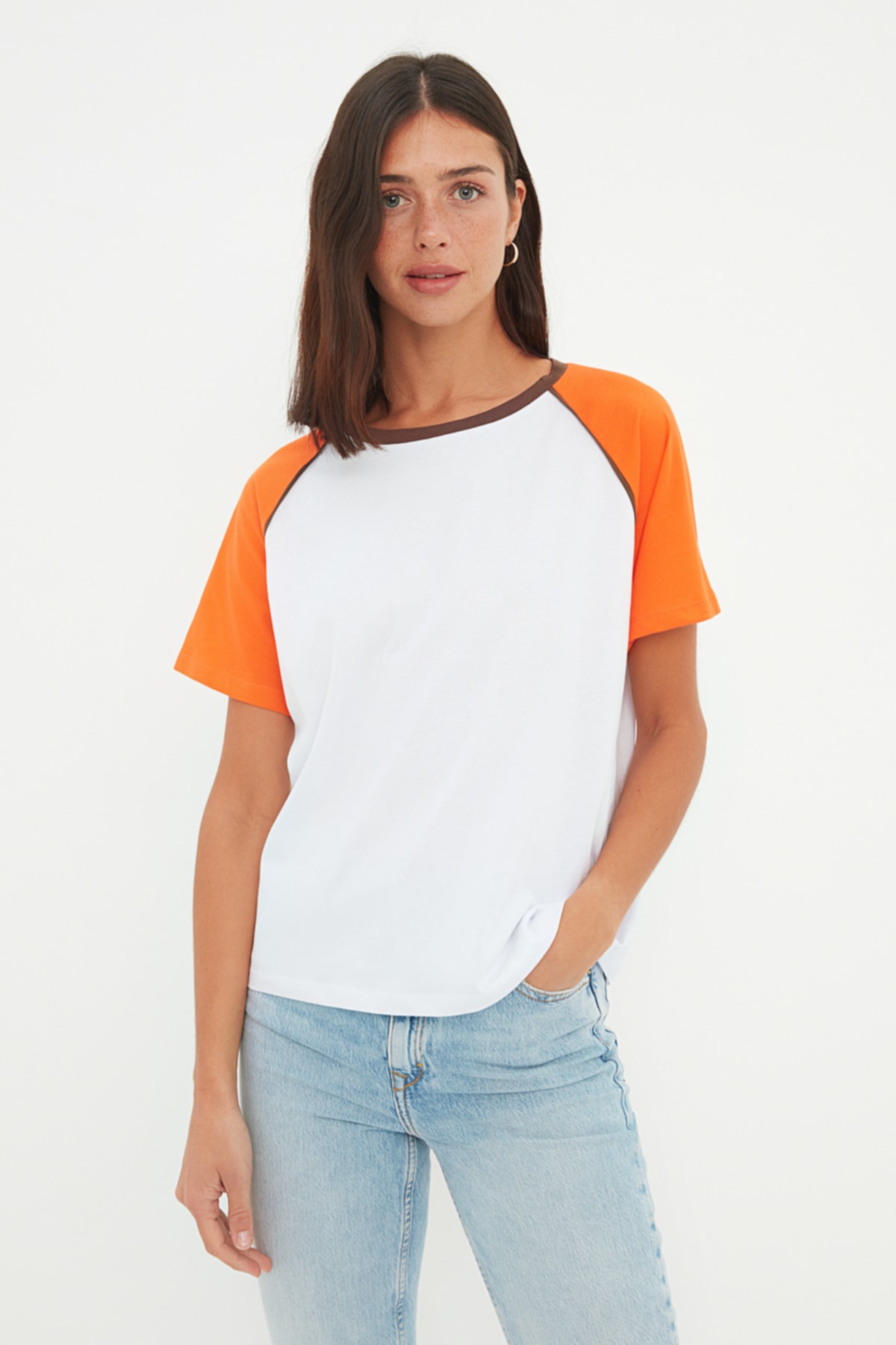 Levně Trendyol Orange 100% Cotton Color Block Comfortable Cut, Basic Raglan Sleeve Crew Neck Knitted T-Shirt