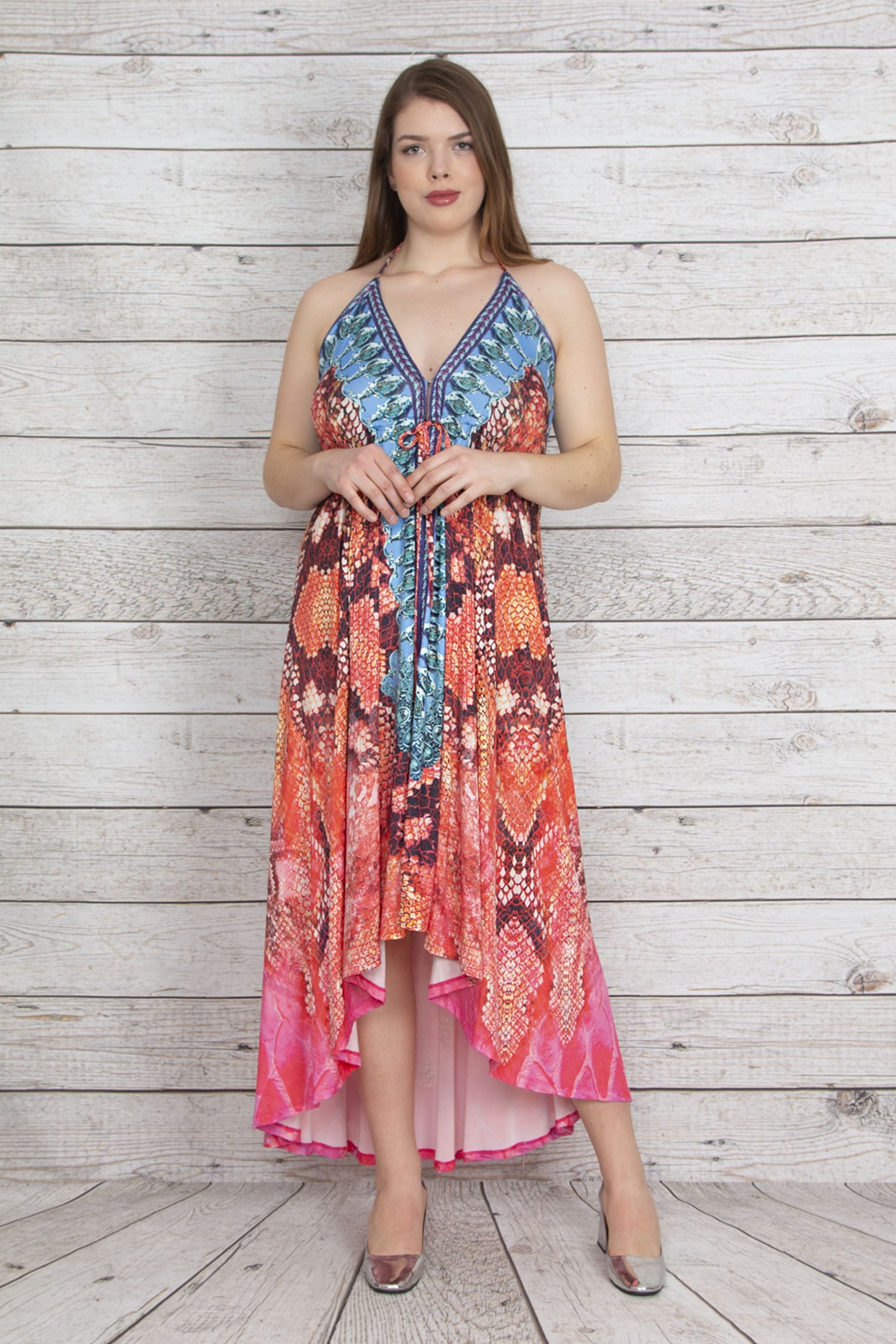 Levně Şans Women's Plus Size Multicolored Multicolored Asymmetrical Cut Dress with Decollete Detail