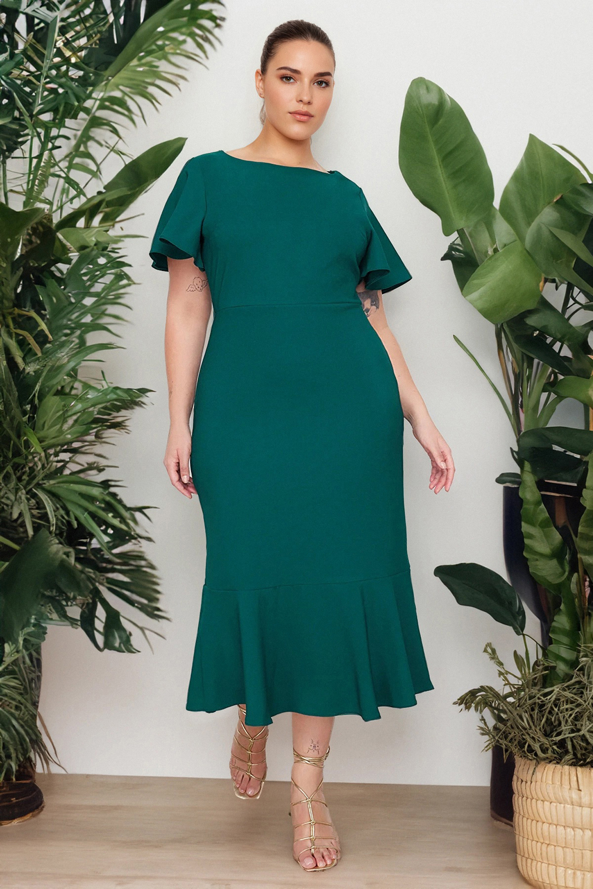 Levně Trendyol Curve Dark Green Finike Woven Plus Size Dress