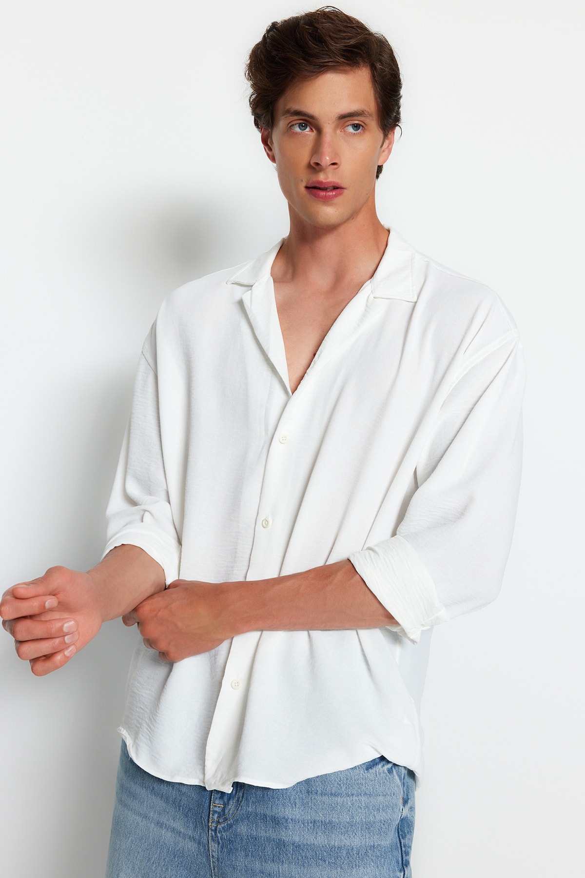 Levně Trendyol White Oversize Fit Wide Collar Summer Linen Look Shirt