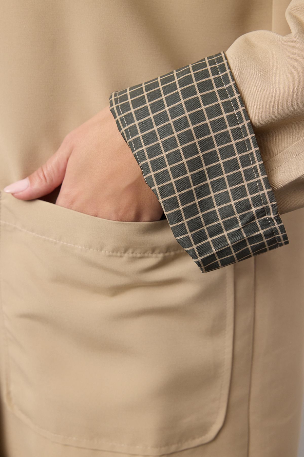 Trendyol Beige Plaid Lined Regular Midi Trench Coat