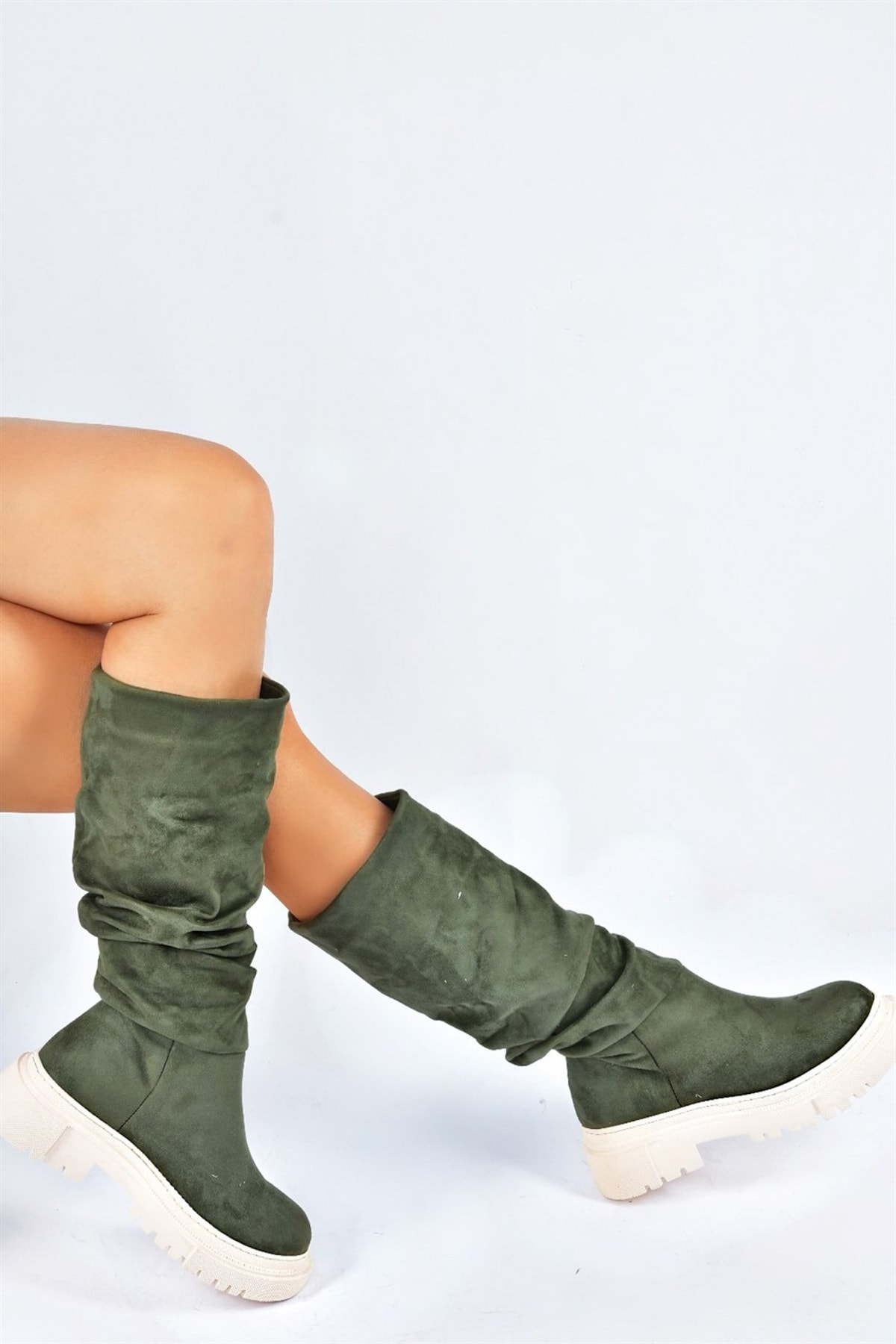 Fox Shoes Women's Green Suede Gathered Daily Boots