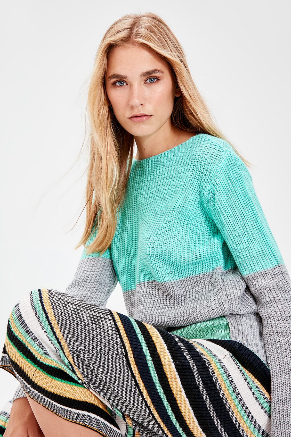 Trendyol Mint Colorblock Knitwear Sweater