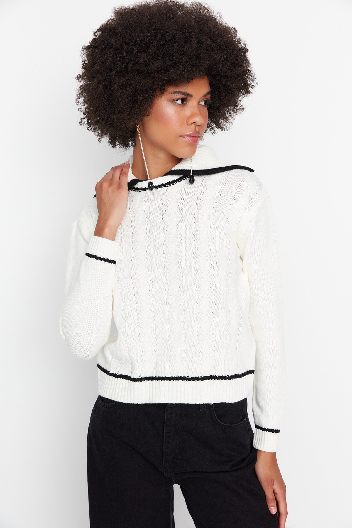 Trendyol Ecru Knit Detailed Knitwear Sweater