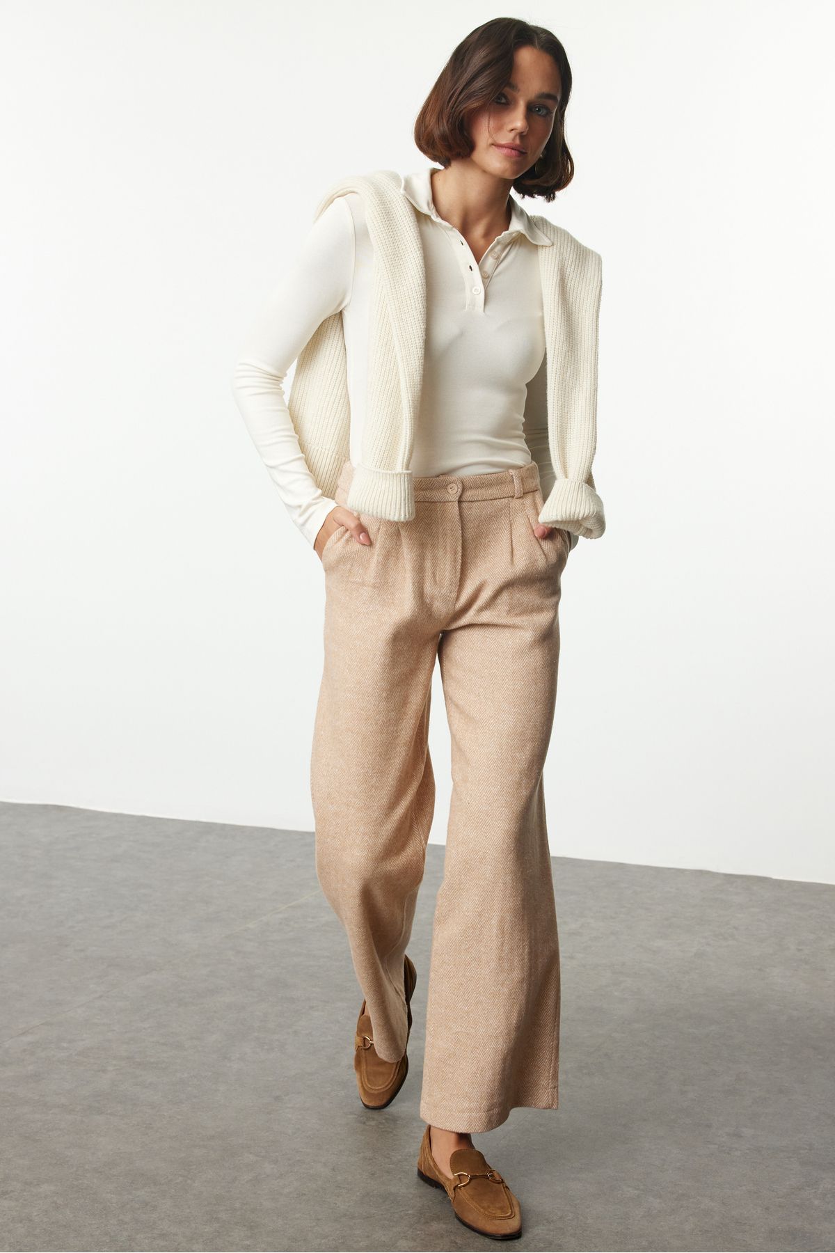 Trendyol Beige Wide Leg/Wide Leg Woven Trousers