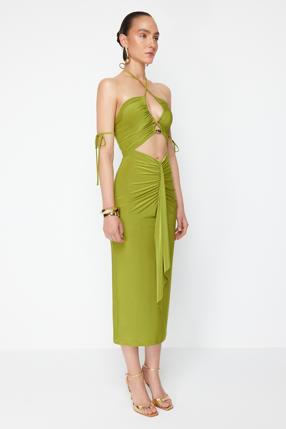 Trendyol X Zeynep Tosun Oil Green Elegant Evening Dress with Knitted Window and Accessory Detail