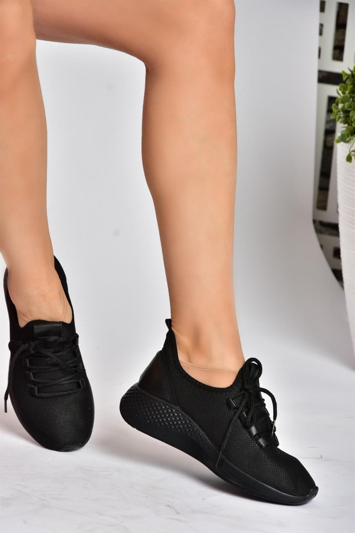 Levně Fox Shoes P239200804 Black Fabric Casual Sneaker