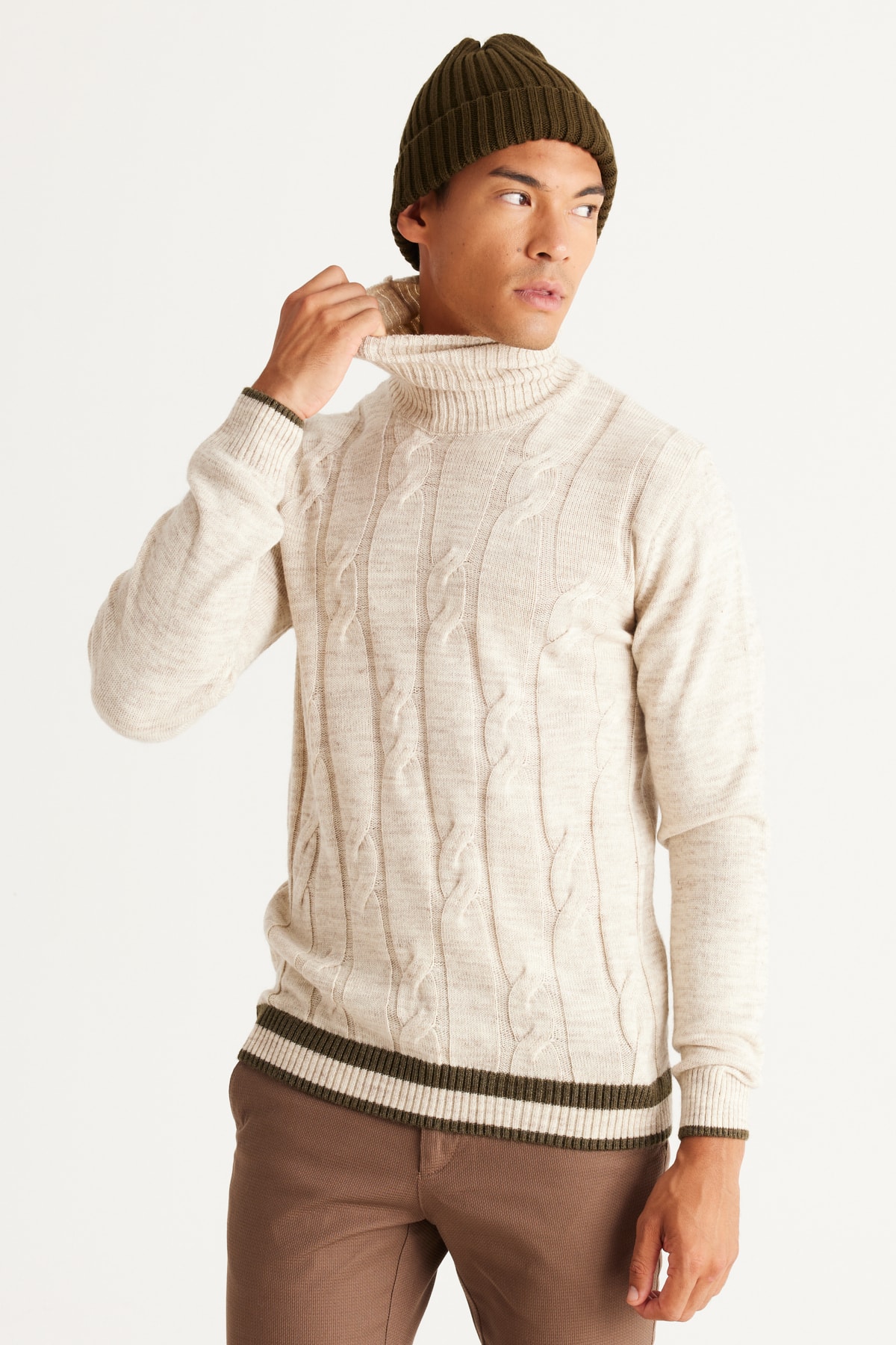Levně AC&Co / Altınyıldız Classics Men's Light Beige Standard Fit Regular Cut Full Turtleneck Jacquard Knitwear Sweater.