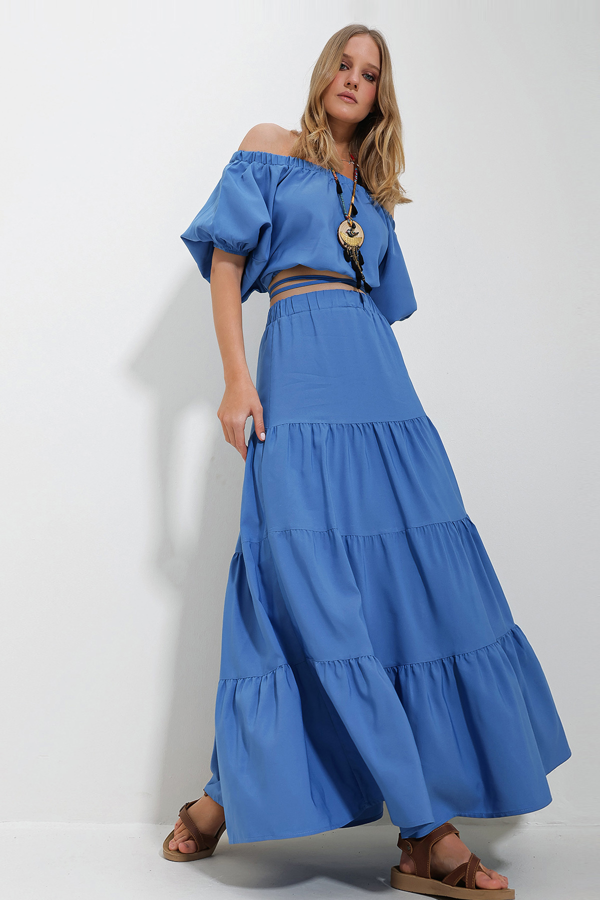 Trend Alaçatı Stili Women's Saxe Blue Madonna Collar Crop Blouse Gathered Inner Lined Skirt Poplin Suit