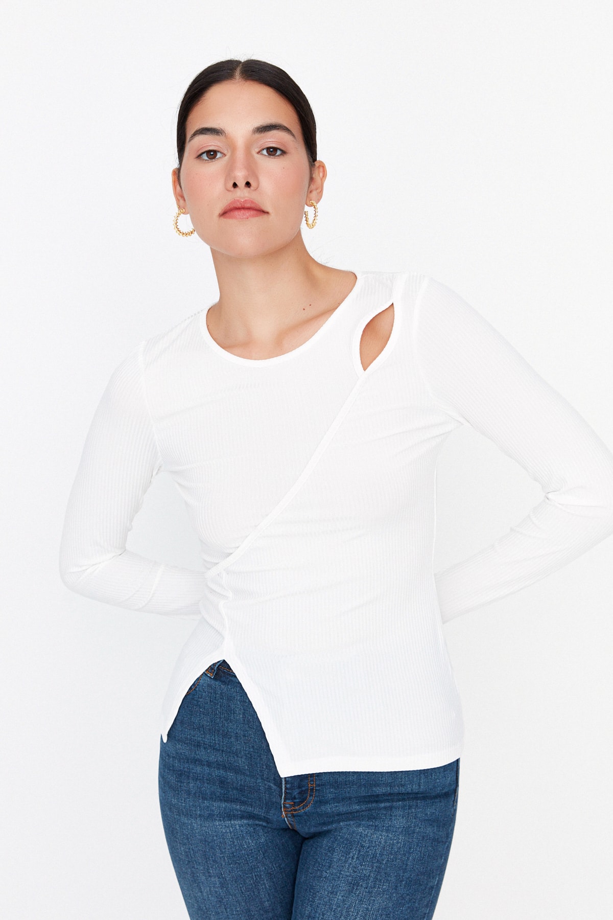 Trendyol White Ribbed Fitted Knitted Blouse