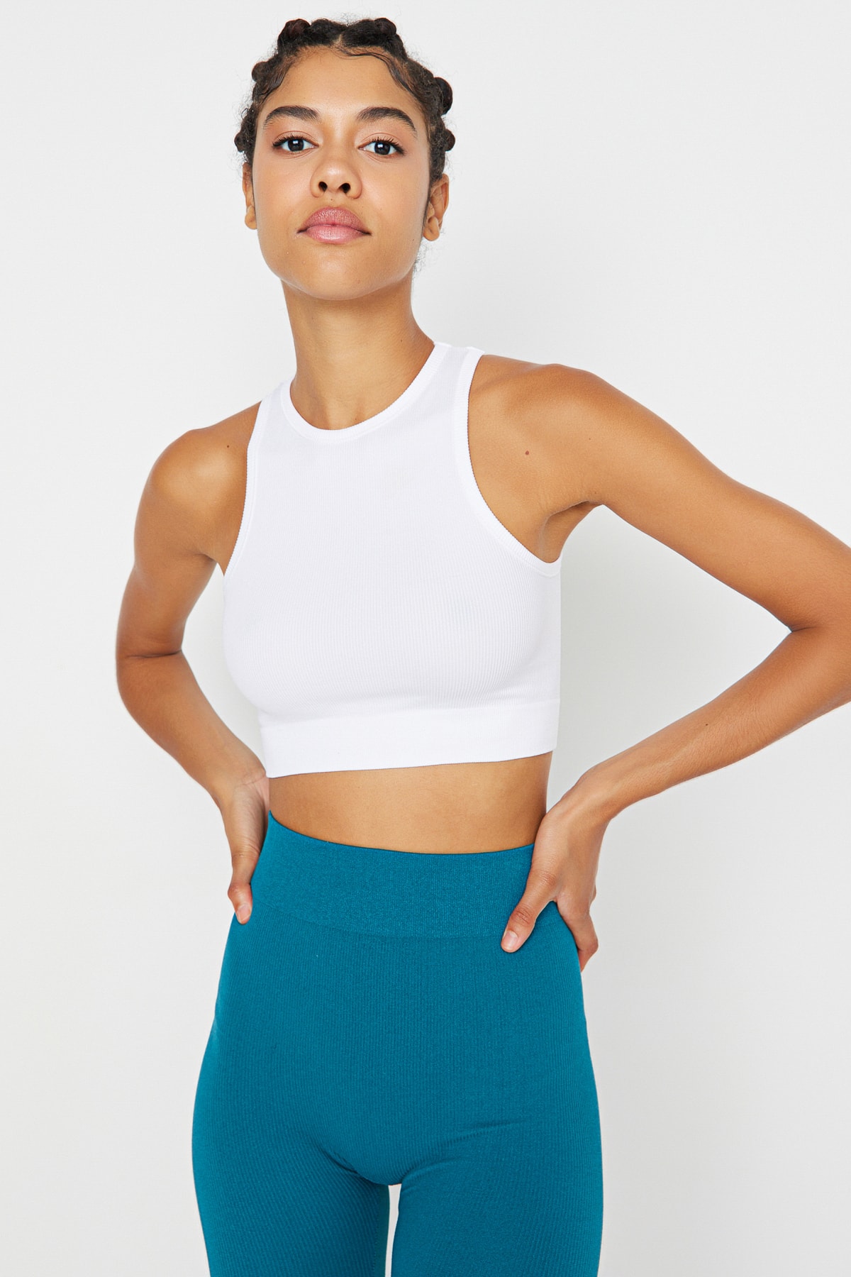 Trendyol White Seamless/Seamless Ribbed And Lightly Supported/Shaping Sports Bra