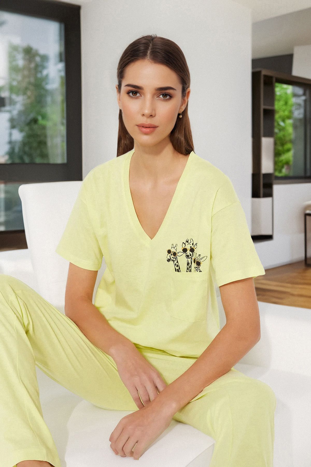 Levně Trendyol Yellow 100% Cotton Printed Pocket Detailed Wide Fit T-shirt Trousers Knitted Pajamas Set