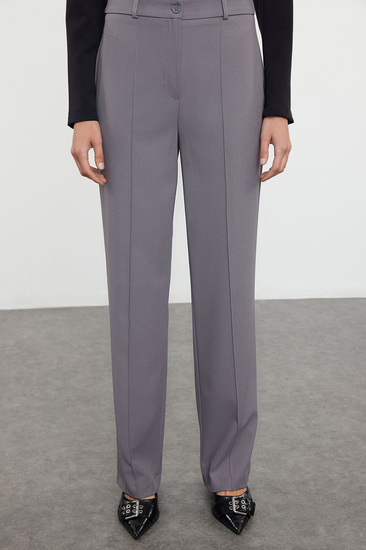 Pantaloni dama Trendyol Stitched