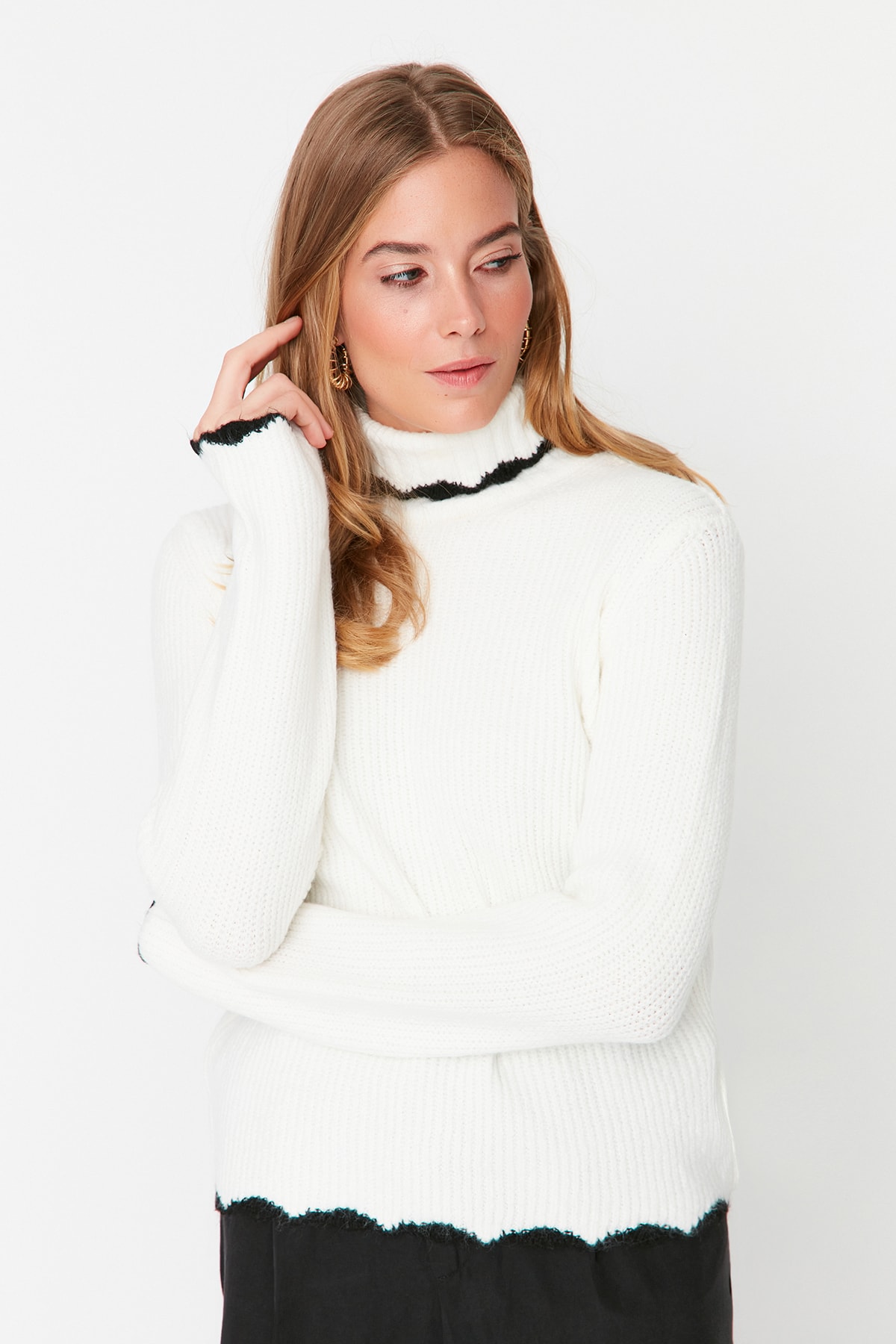 Trendyol Sweater - Ecru - Regular fit
