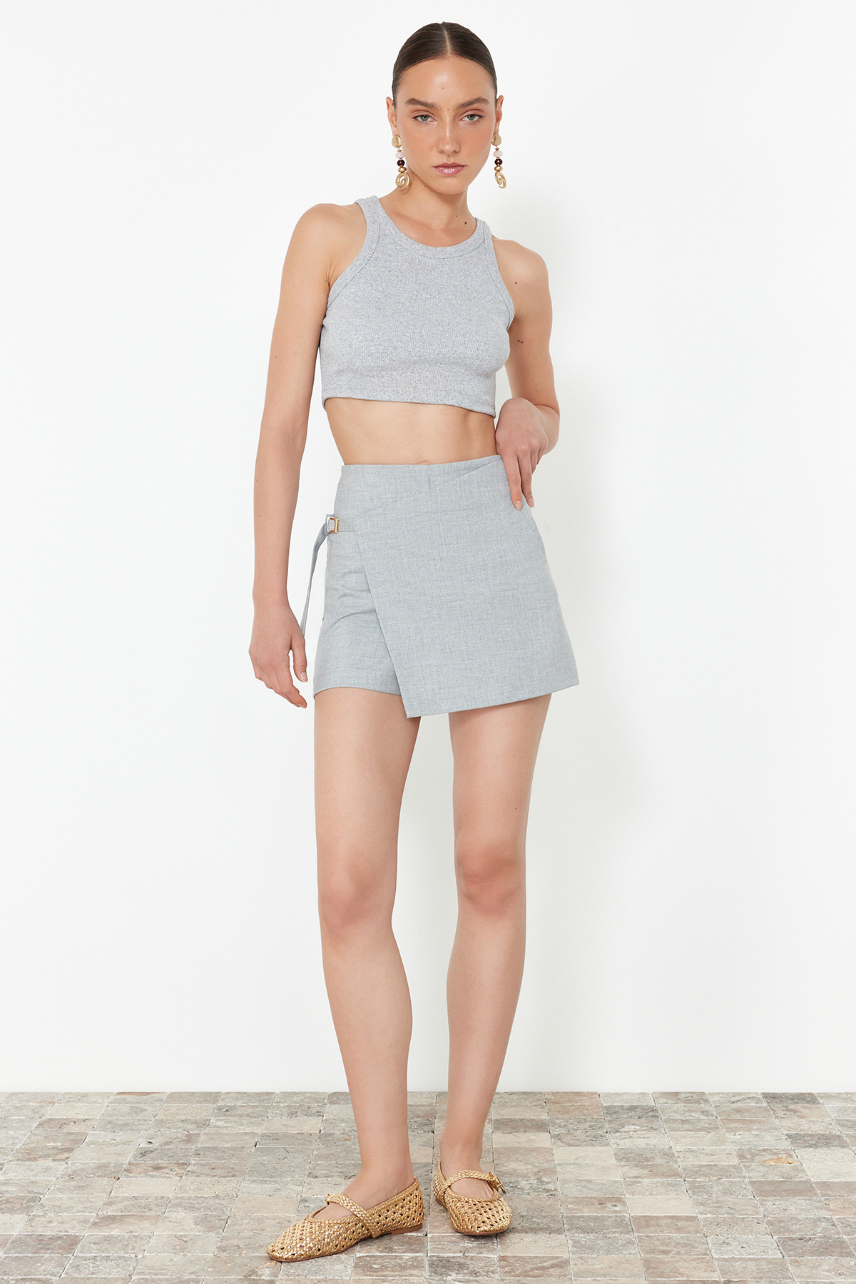 Trendyol Gray Double Breasted Closure Buckle Detailed Woven Shorts Skirt
