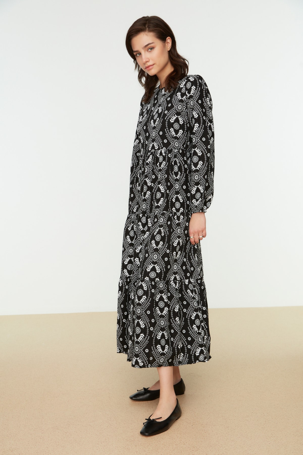 Trendyol negru cu model Rochie