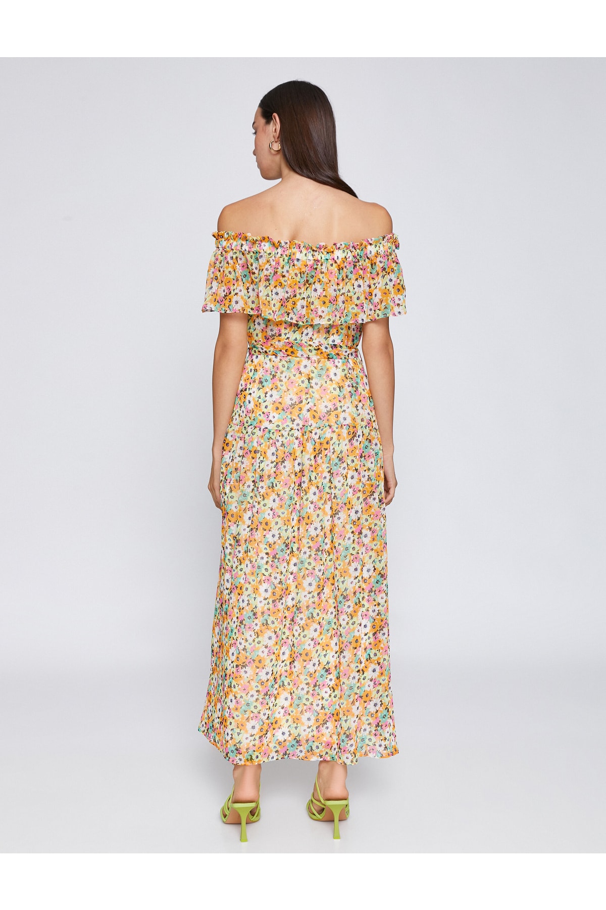 Rochie lunga cu flori Koton cu umerii deschisi