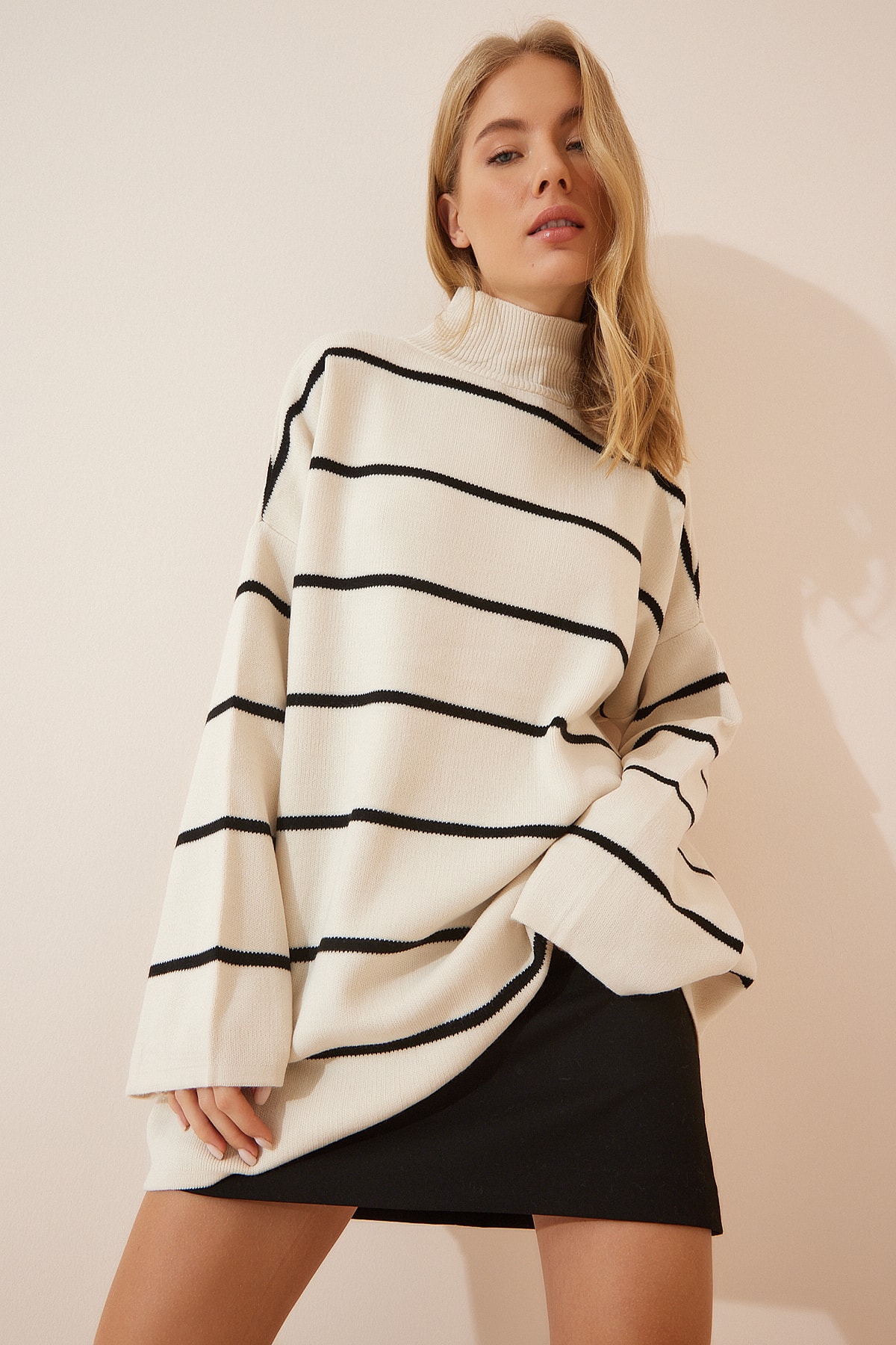 Happiness İstanbul Women's Cream Striped Oversize Long Knitwear Sweater