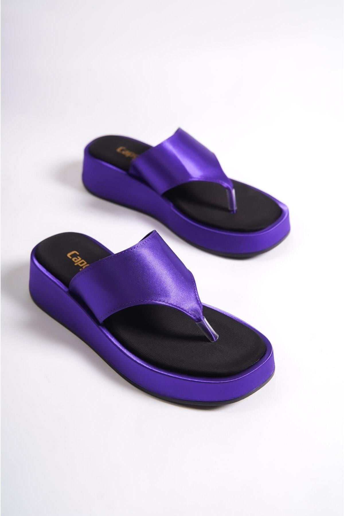Levně Capone Outfitters Capone Flat Heeled Flip-Flops Comfort Satin Fashion Lilac Women's Slippers.