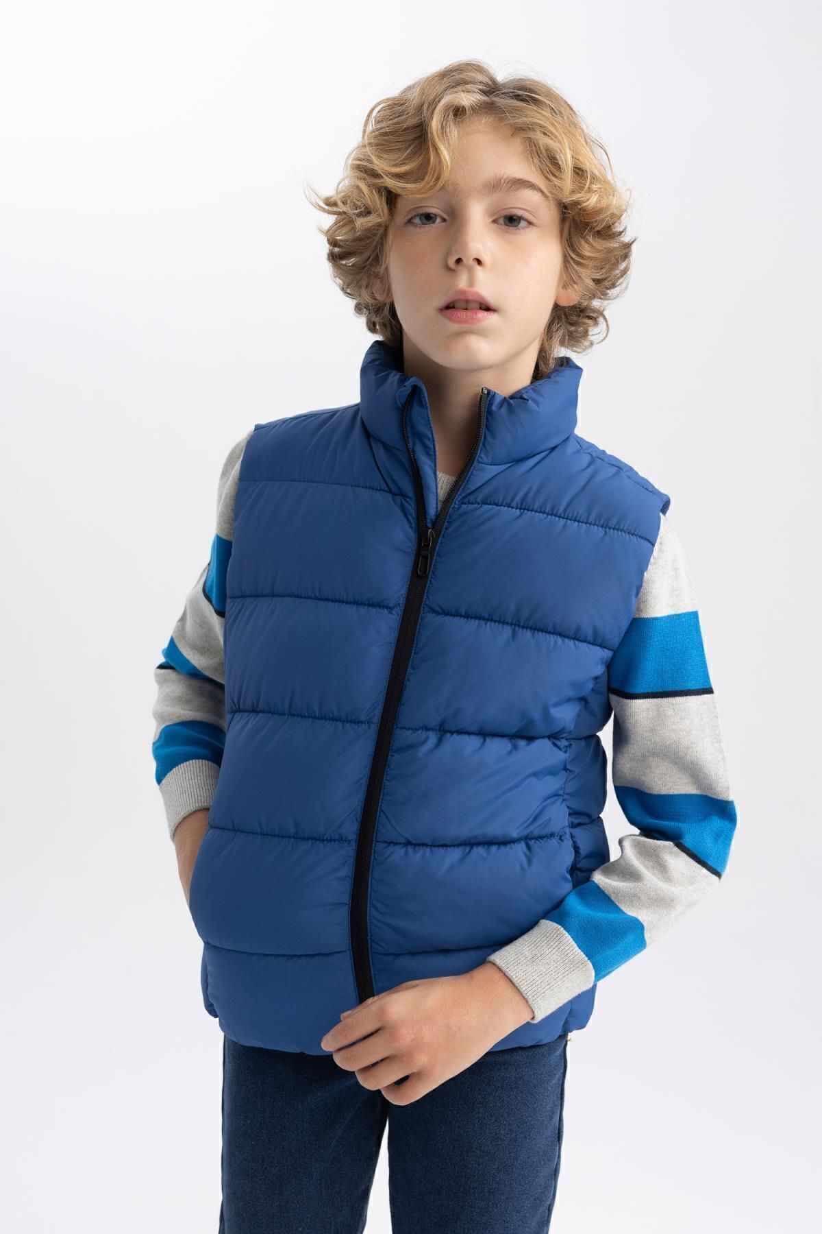 DEFACTO Boy Water Repellent Half Turtleneck Puffer Vest