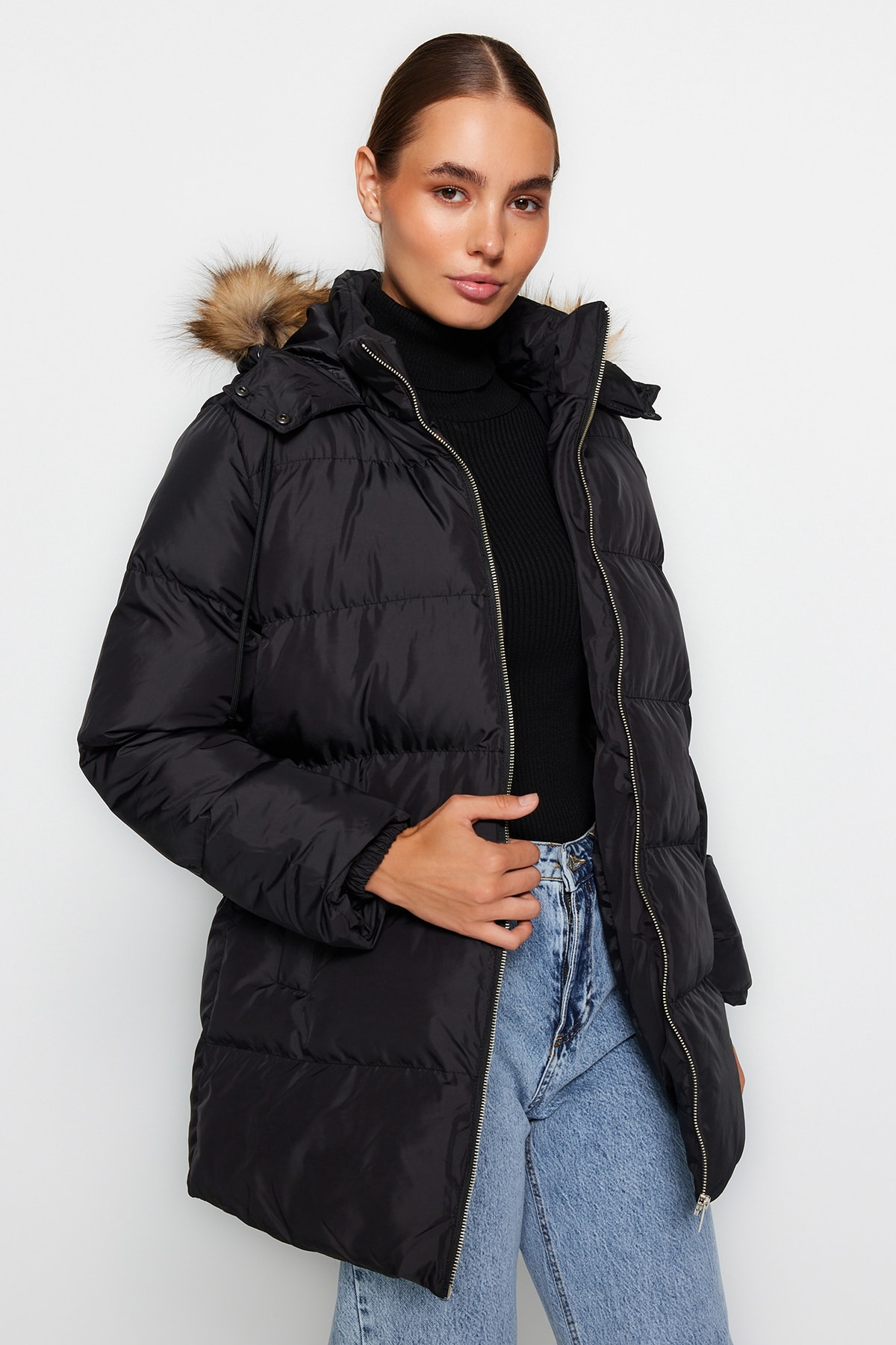 Trendyol Black Oversized Fur Coat With A Hooded Water-Repellent Inflatable Coat