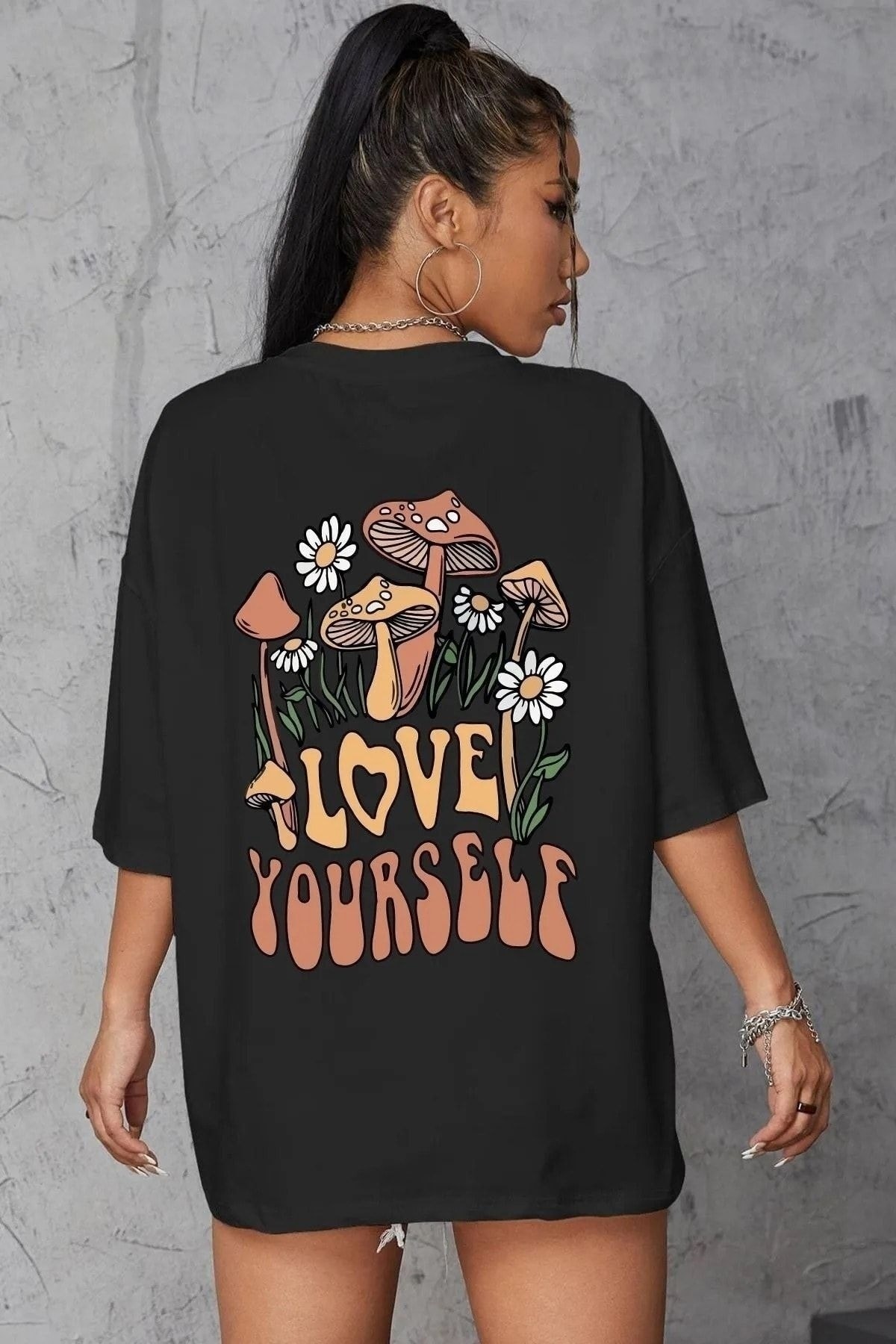 Know Women's Black Love Yourself Oversized T-shirt with Print