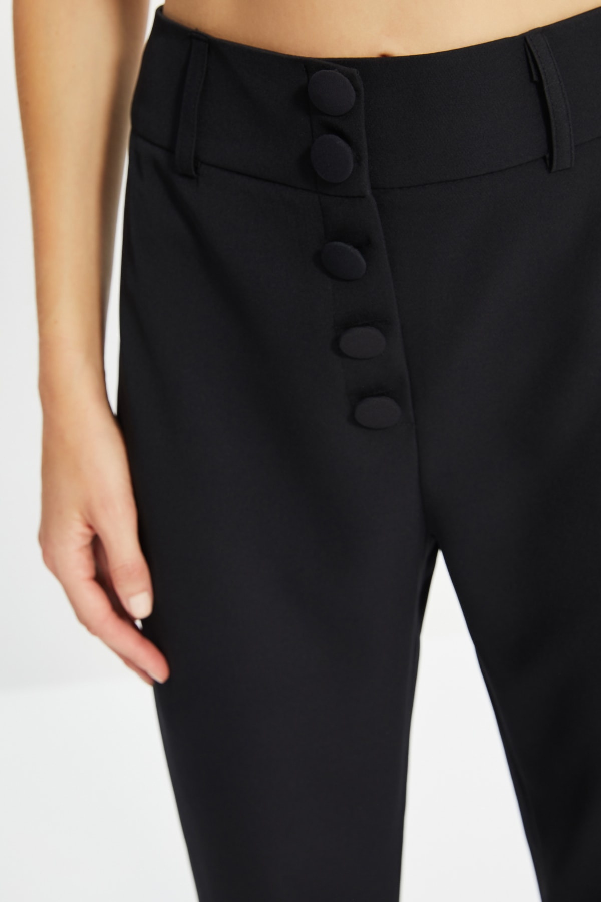 Trendyol Black Button pantaloni de țigară detaliate