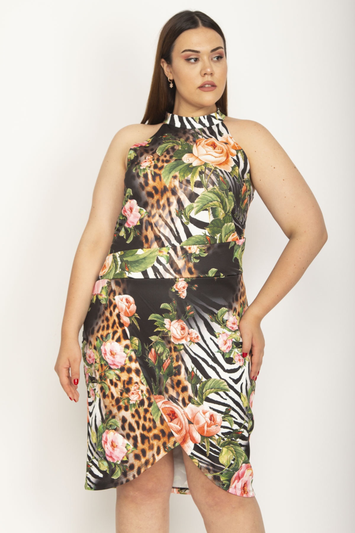 Levně Şans Women's Large Size Colorful Halter Collar Skirt Closed Wrap Floral Print Dress