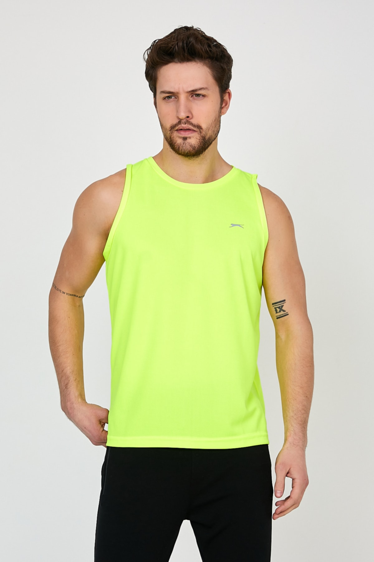 Slazenger Run I Men's Sports Athlete, Neon Yellow