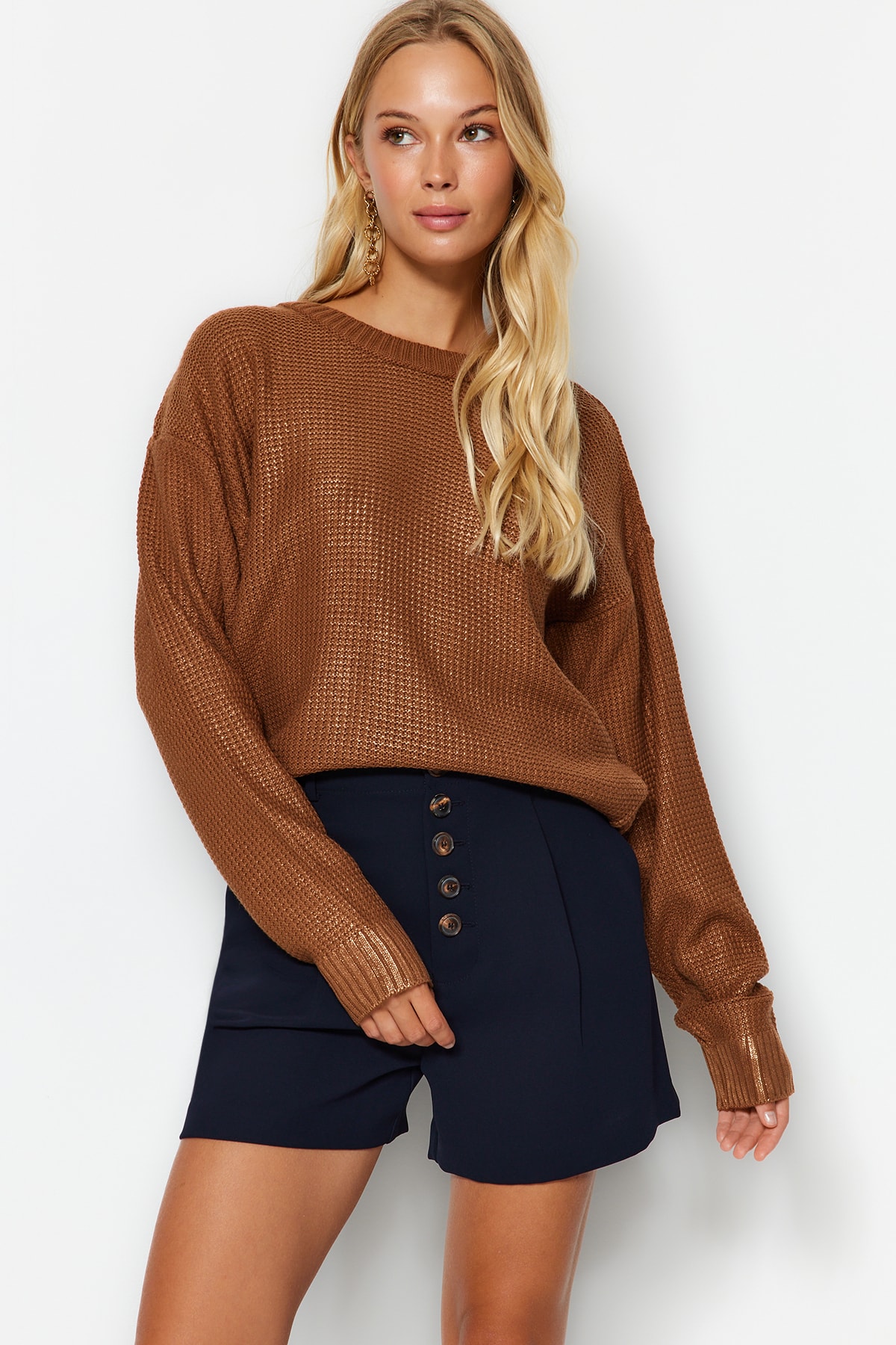 Levně Trendyol Brown Foil Printed Knitwear Sweater