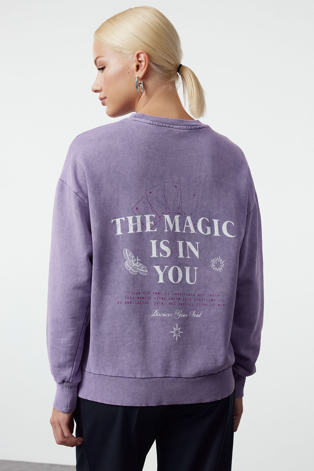 Trendyol Lilac Front and Back Printed Washed/Faded Effect Oversize/Wide Pattern Knitted Sweatshirt