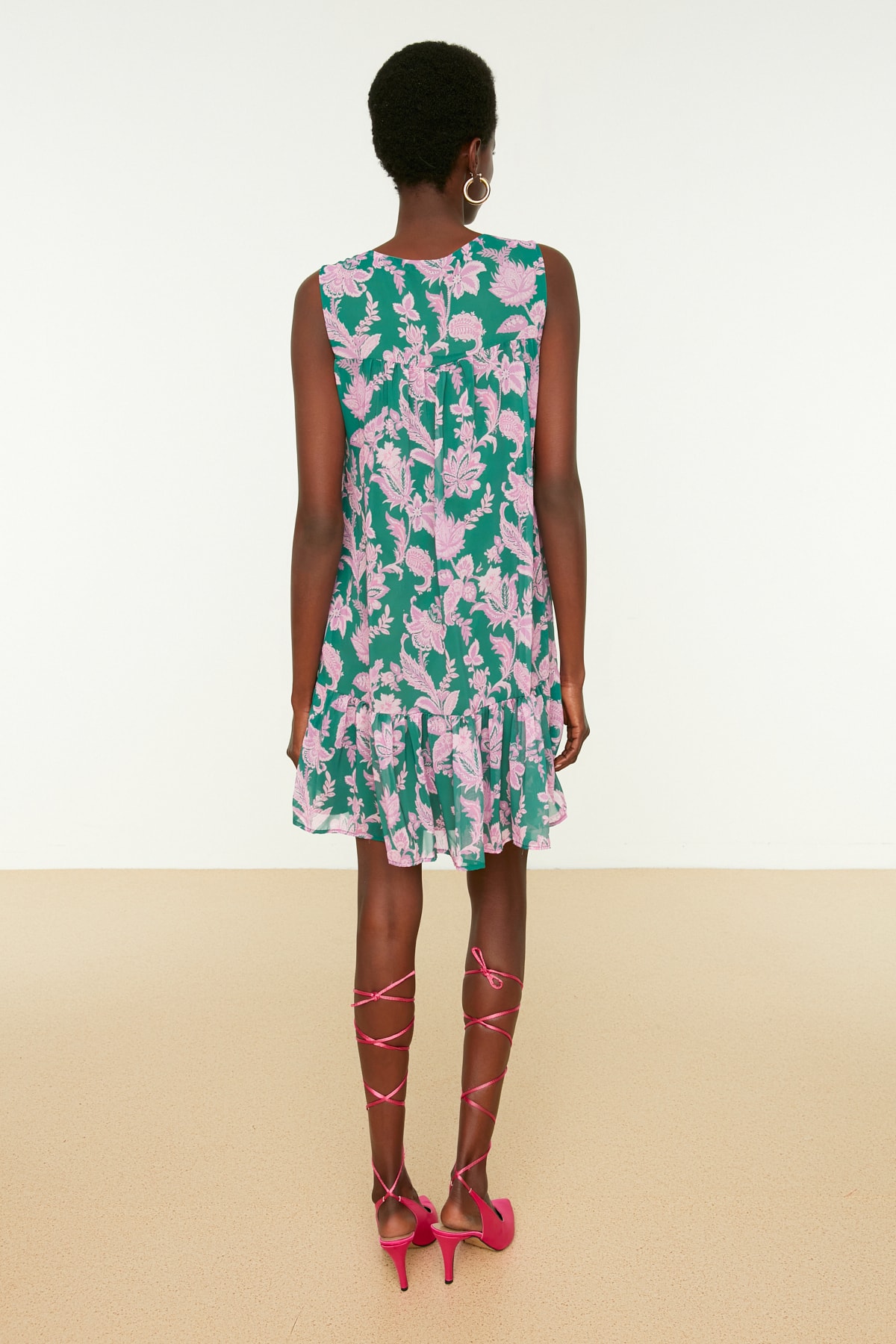 Dámské šaty Trendyol Floral Patterned