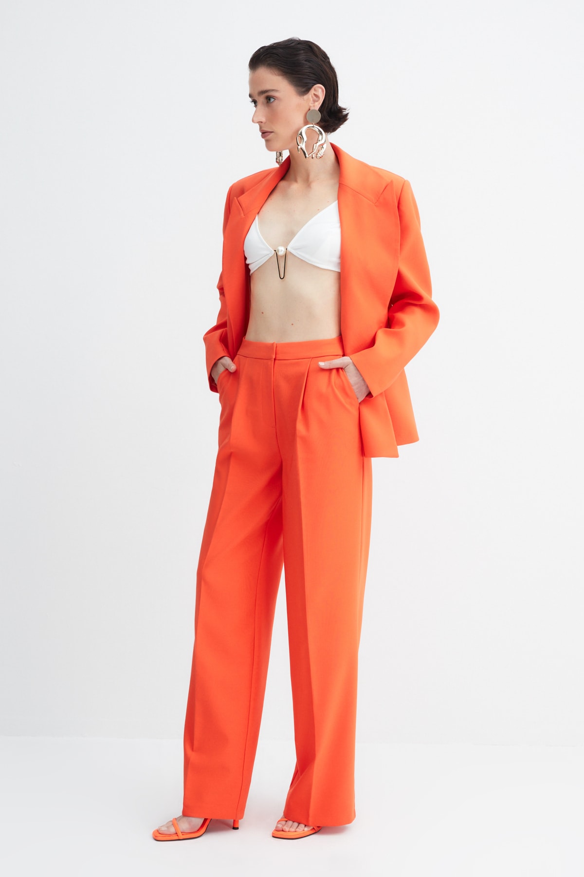 Pantaloni dama, Trendyol Zeynep