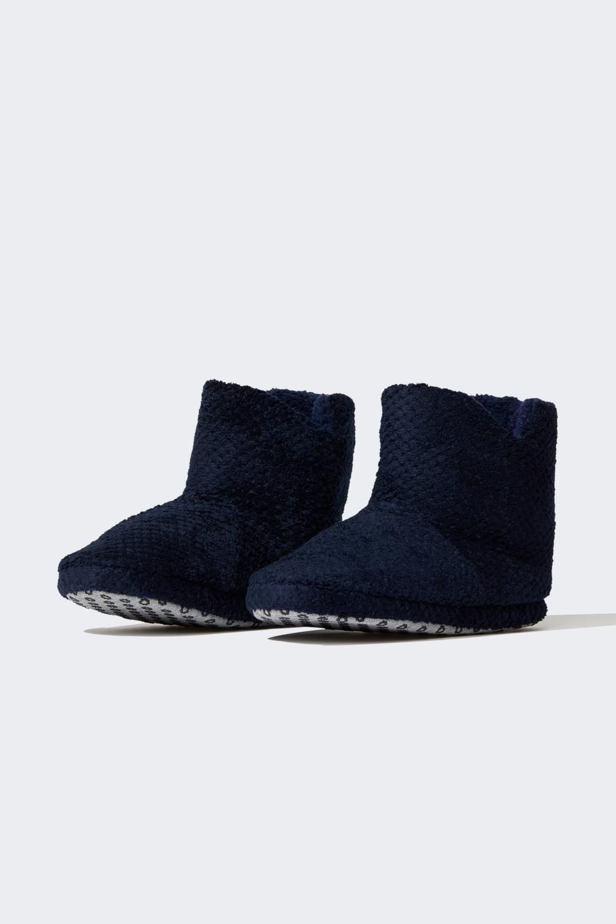 DEFACTO Boy's Plush Flat Sole House Slippers