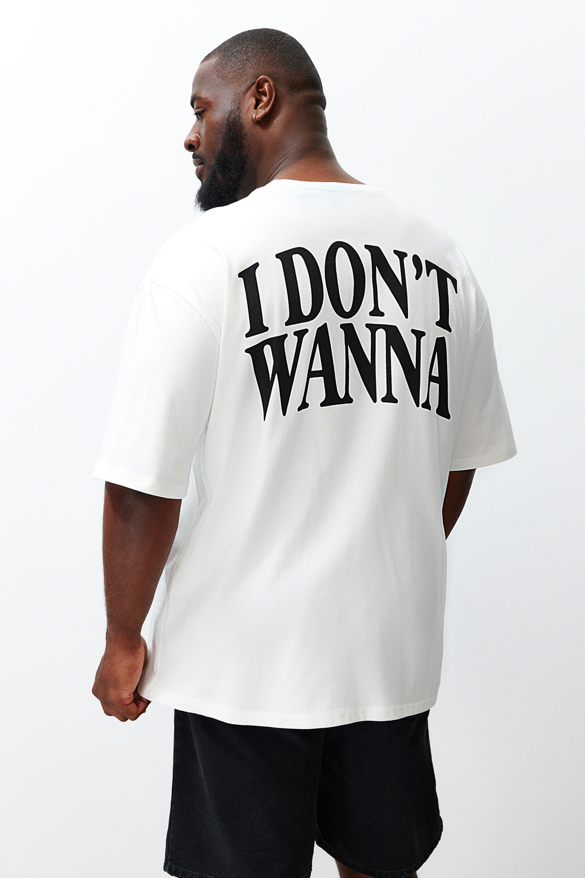 Levně Trendyol Large Size White Oversize Text Printed 100% Cotton Comfortable T-shirt