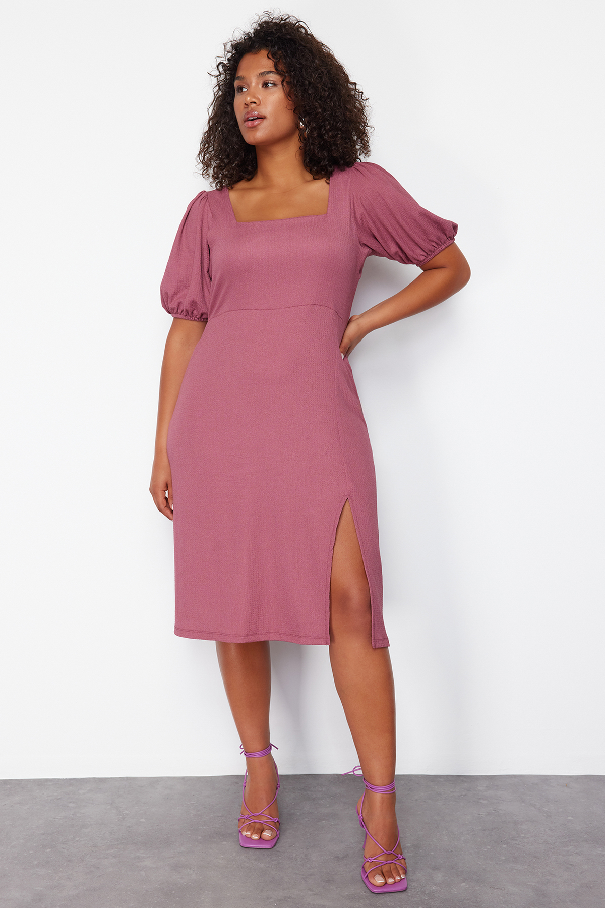 Trendyol Curve Plum Slit Knitted Dress