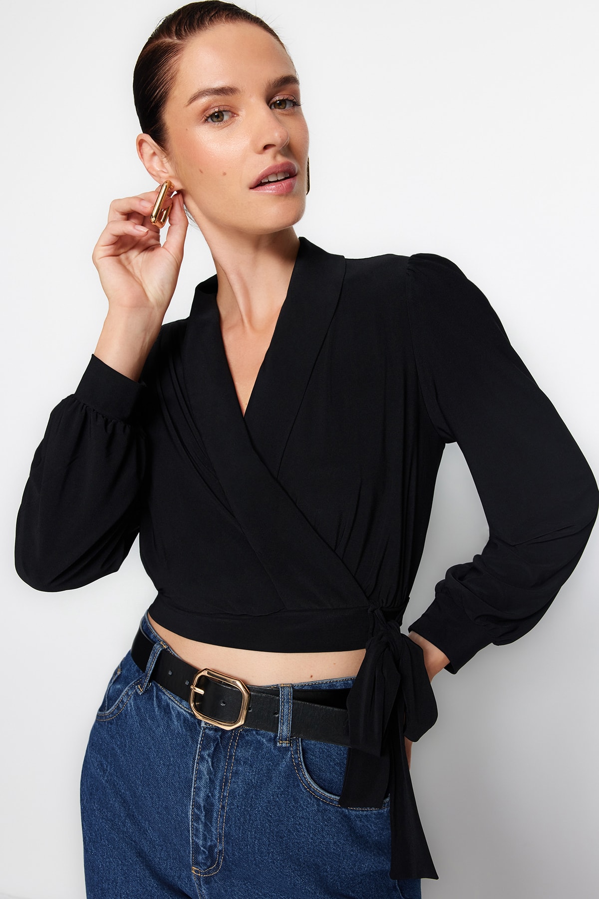 Trendyol Black Double Breasted Closure Crop Stretchy Knitted Blouse
