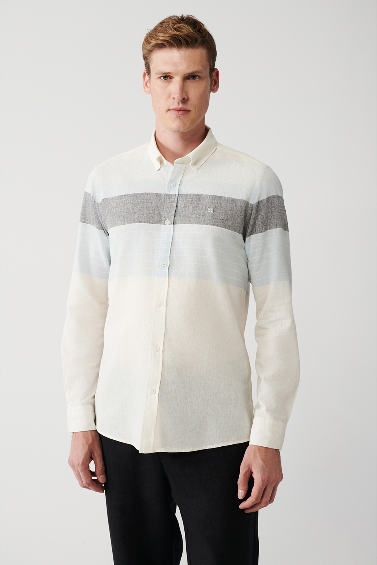 Avva Men's White Cotton Linen Blend Buttoned Collar Striped Slim Fit Slim Fit Shirt