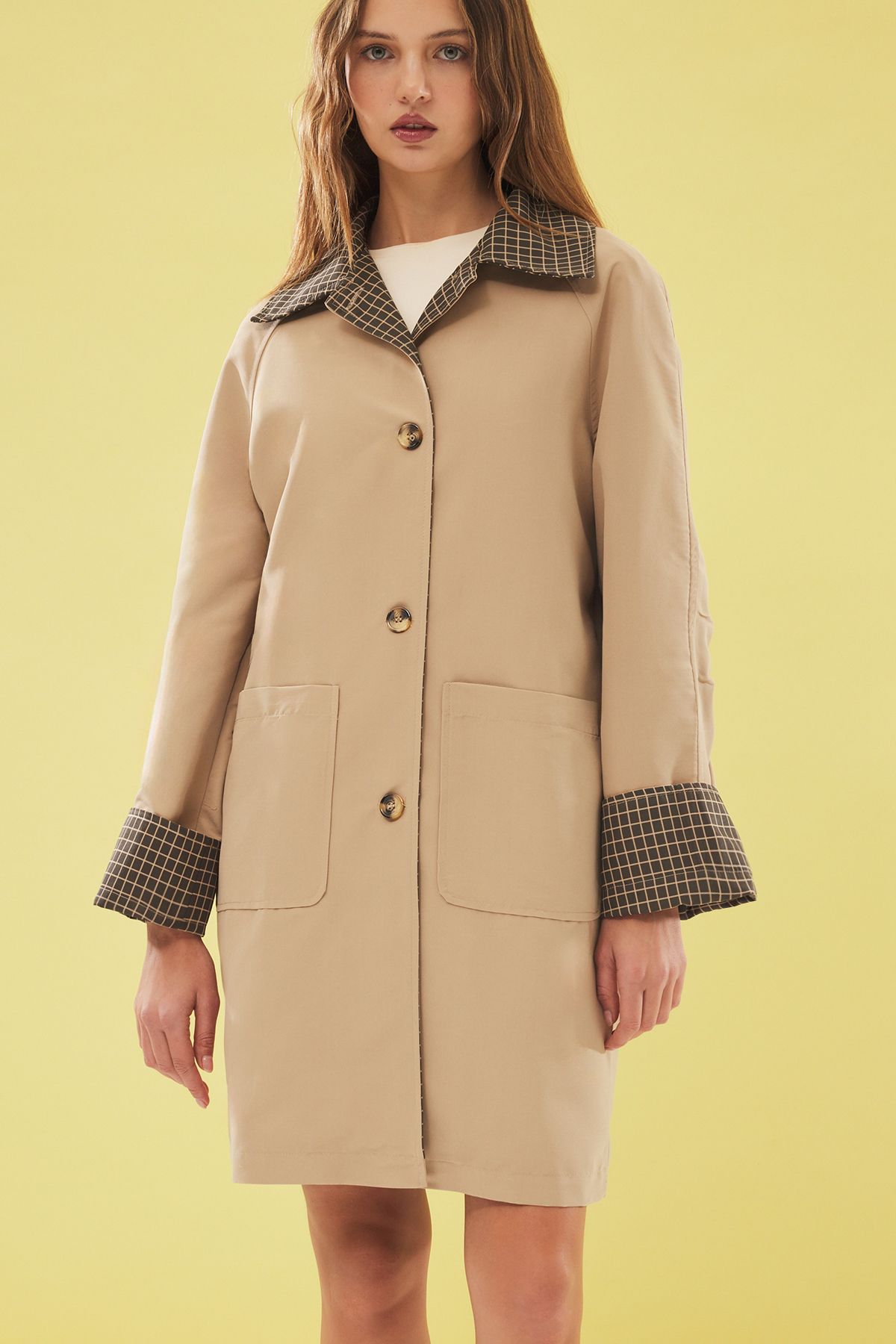 Trendyol Beige Plaid Lined Regular Midi Trench Coat