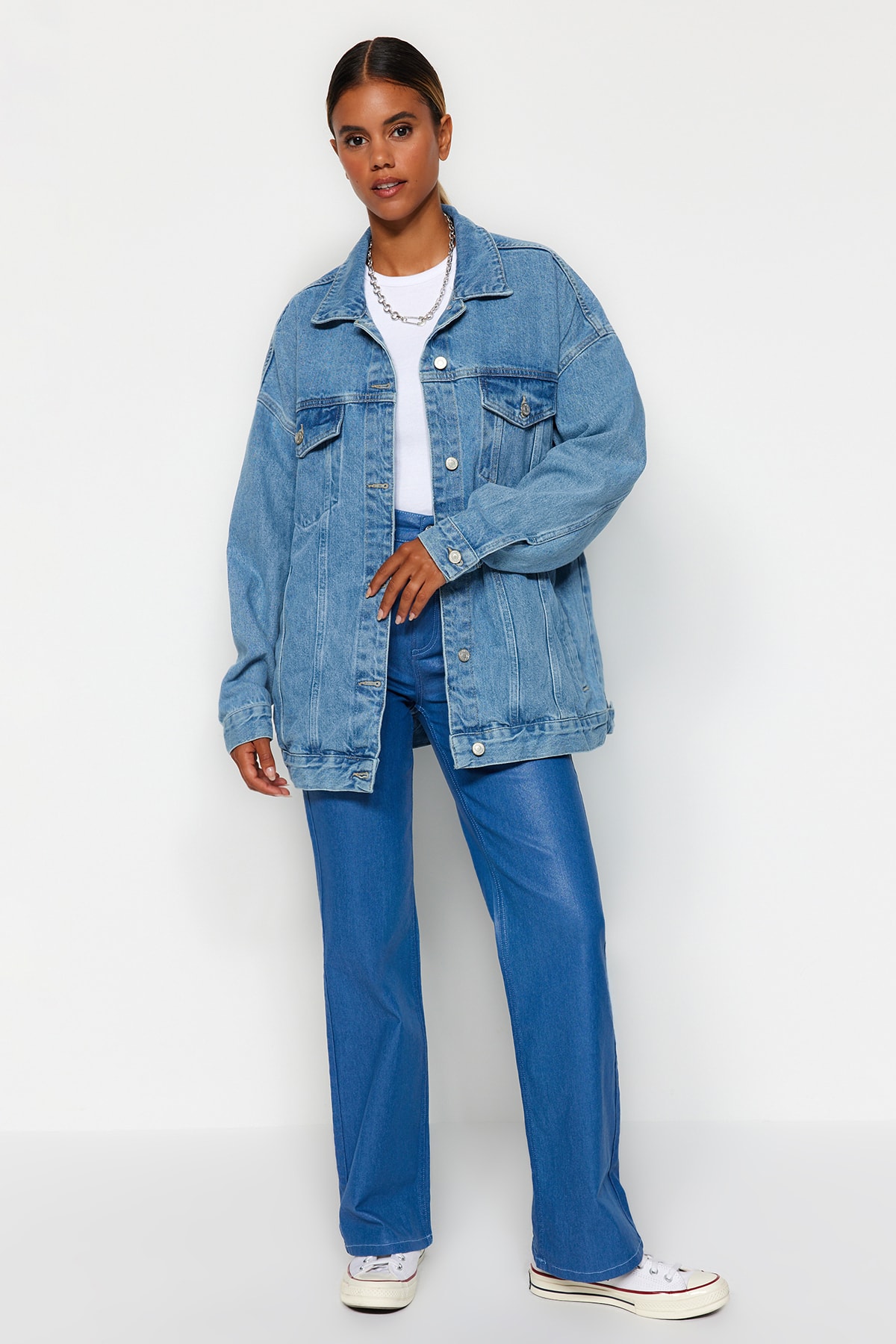 Jachetă Trendyol Blue Oversize Trucker Denim