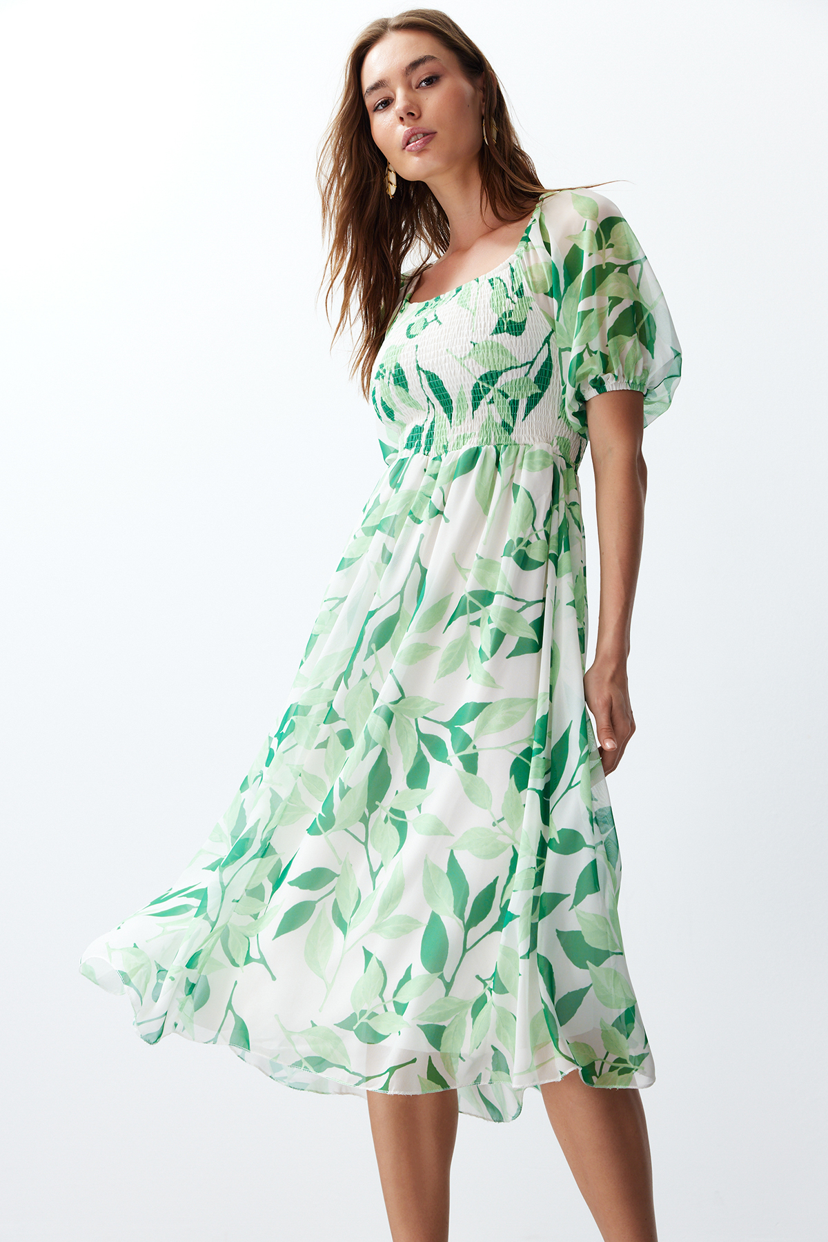 Trendyol Madonna Collar Chiffon Maxi Woven Dress with Green Floral Skirt Opening at the Waist