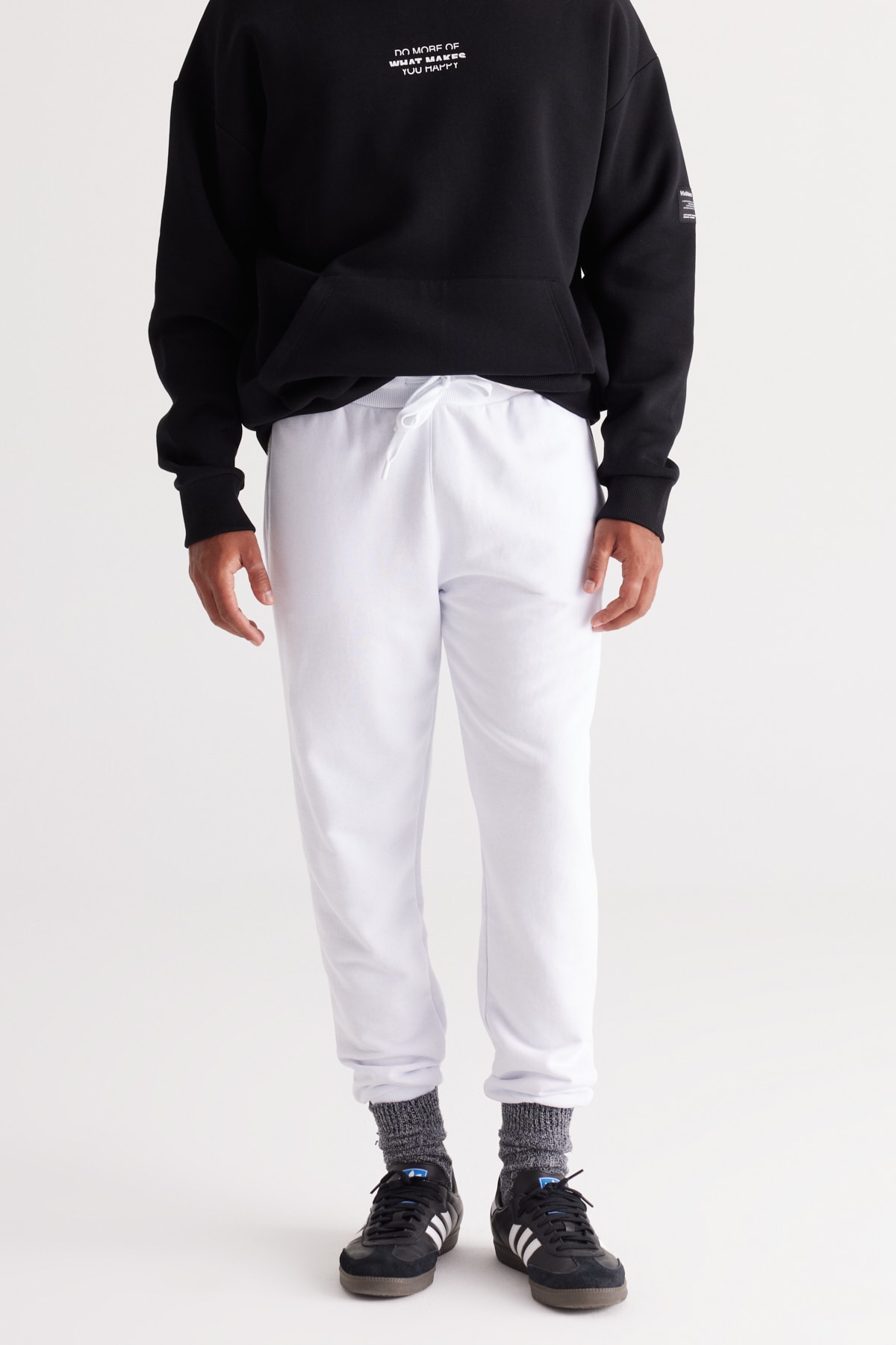 Levně AC&Co / Altınyıldız Classics Men's White Standard Fit Normal Cut Comfortable Cotton Sweatpants with Side Pockets.