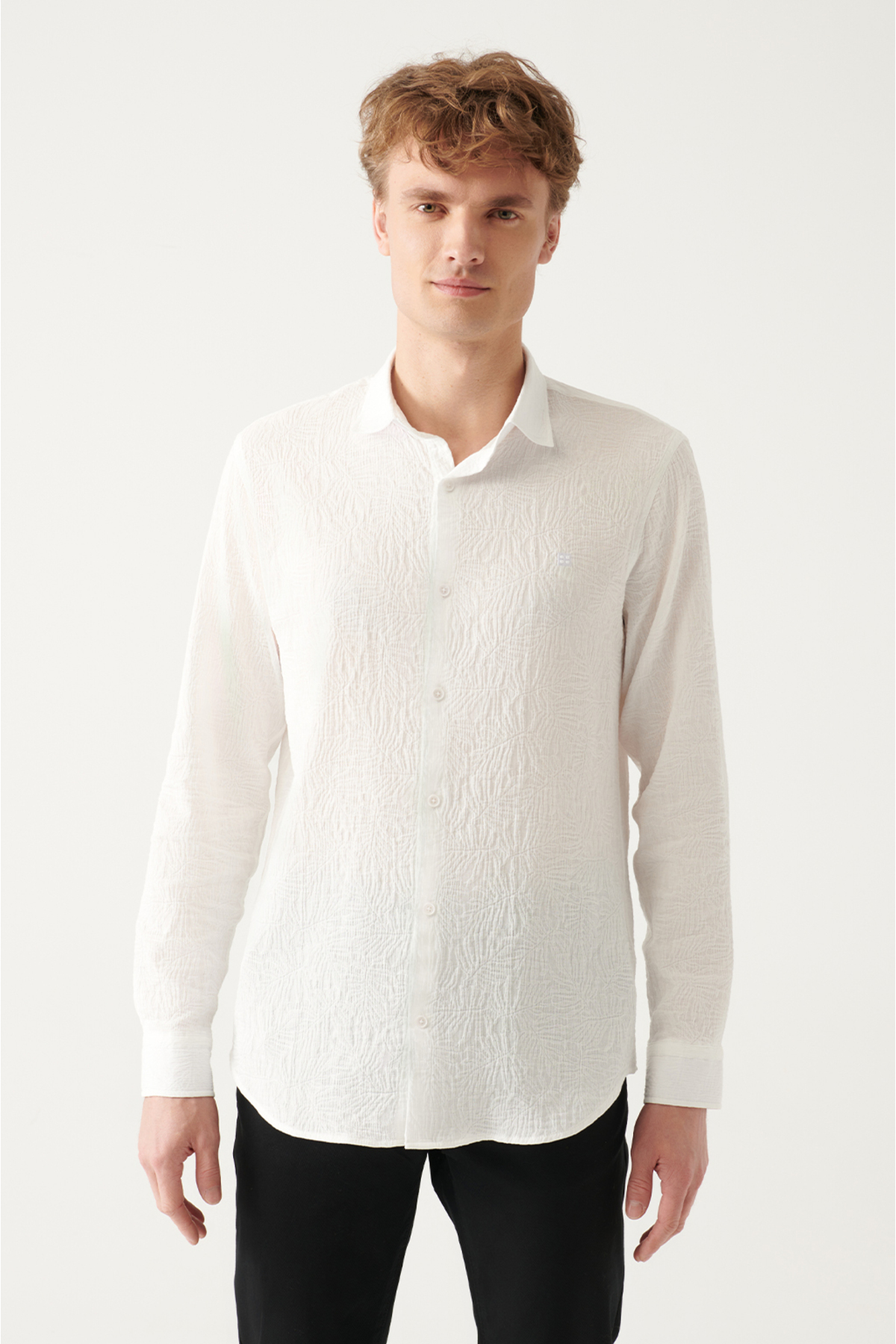 Avva Men's White See-through Cotton Classic Collar Slim Fit Slim Fit Shirt