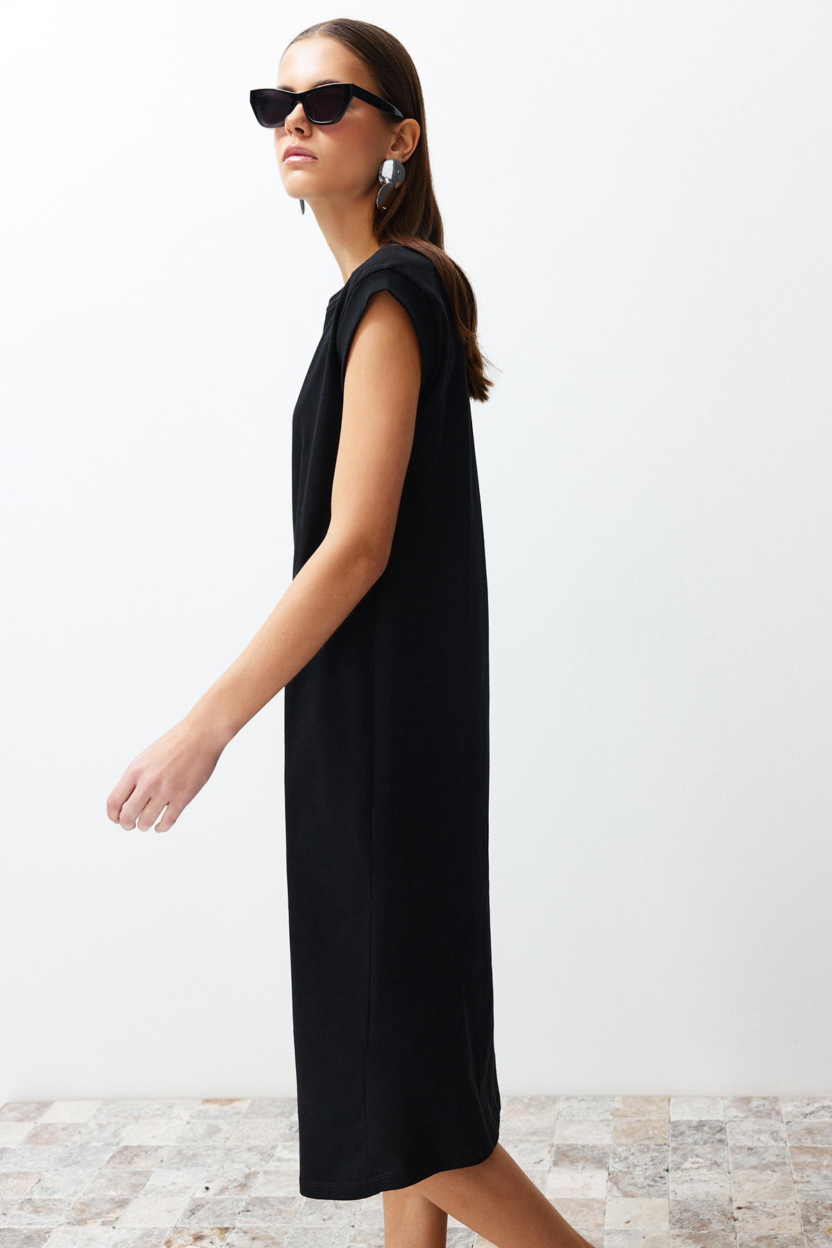 Trendyol Black 100% Cotton Moon Sleeve Shift/Comfortable Cut Midi Knitted Midi Dress